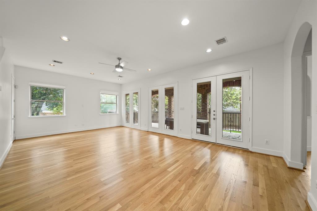 Houston, Texas, 77096, United States, 4 Bedrooms Bedrooms, ,6 BathroomsBathrooms,Residential,For Sale,1827201