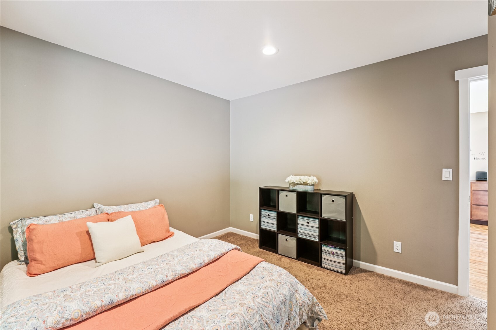 Seabeck, Washington, 98380, United States, 4 Bedrooms Bedrooms, ,3 BathroomsBathrooms,Residential,For Sale,1907301