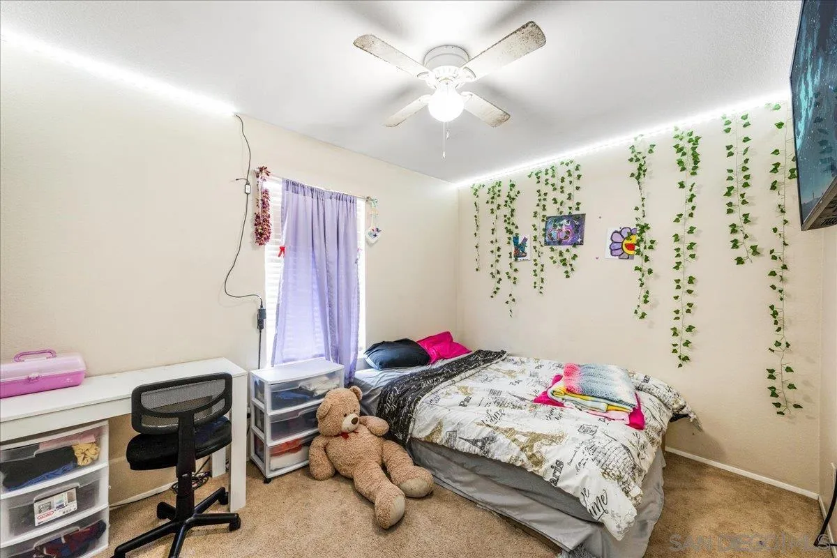Temecula, California, 92591, United States, 4 Bedrooms Bedrooms, ,3 BathroomsBathrooms,Residential,For Sale,1877414