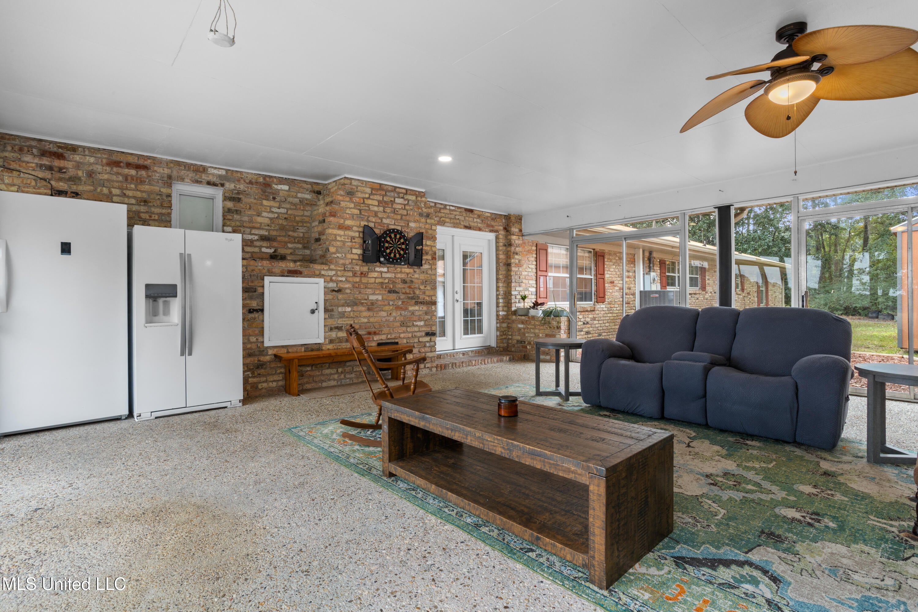 Gautier, Mississippi, 39553, United States, 4 Bedrooms Bedrooms, ,3 BathroomsBathrooms,Residential,For Sale,2003133