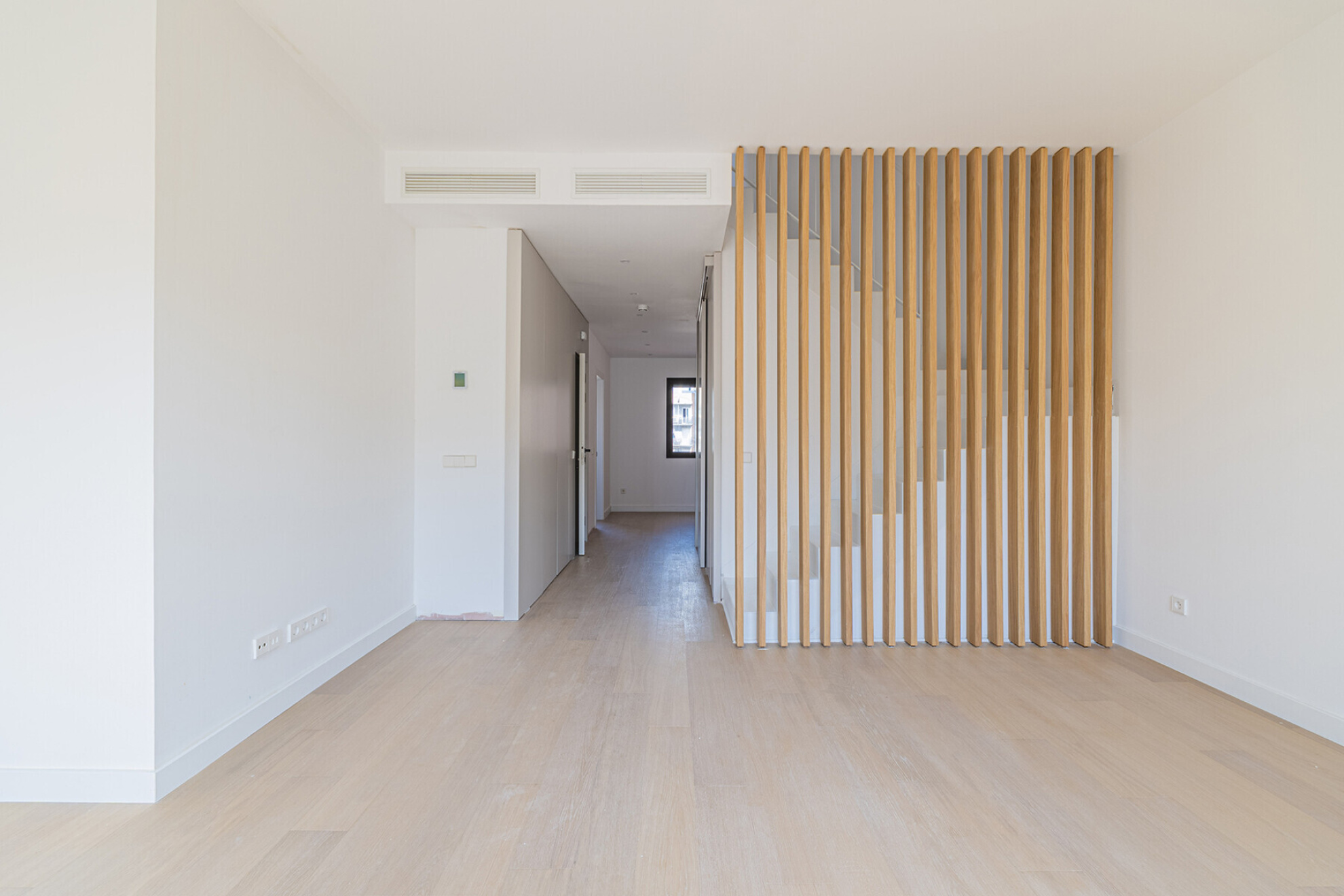  Newly constructed duplex penthouse near the beach - 物件實景