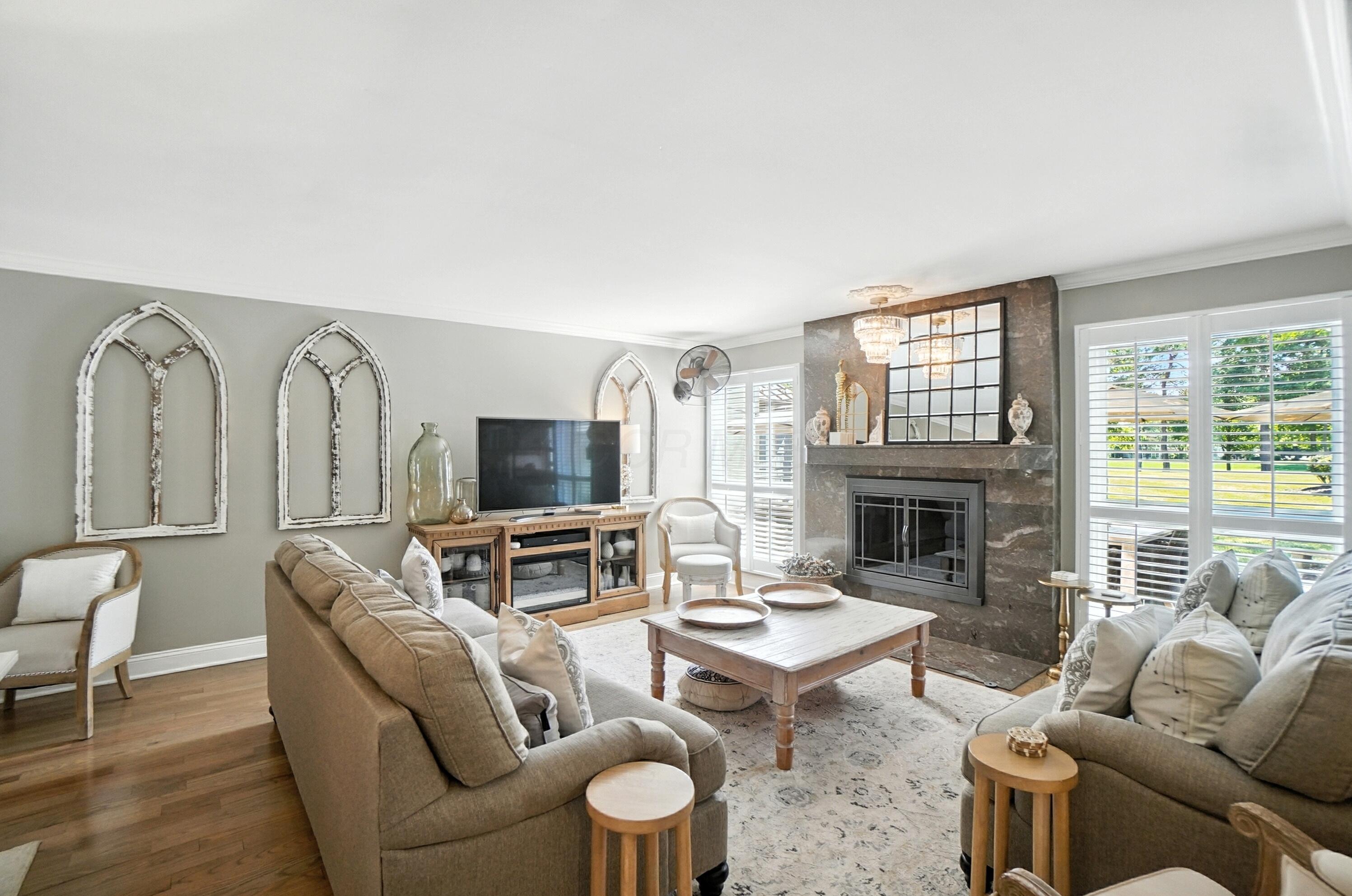 Dublin, Ohio, 43017, United States, 4 Bedrooms Bedrooms, ,4 BathroomsBathrooms,Residential,For Sale,1933327