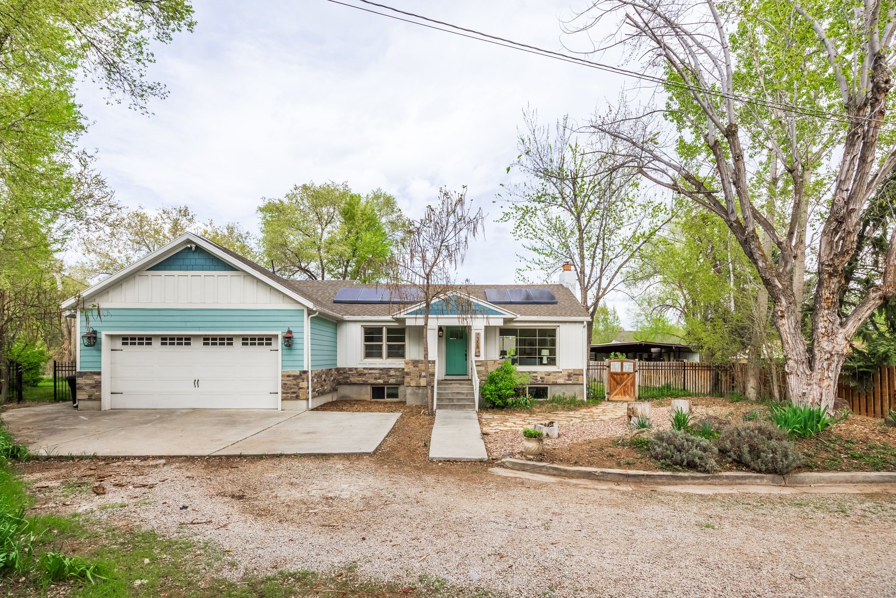  Spacious Property Down a Private Lane - 物件實景