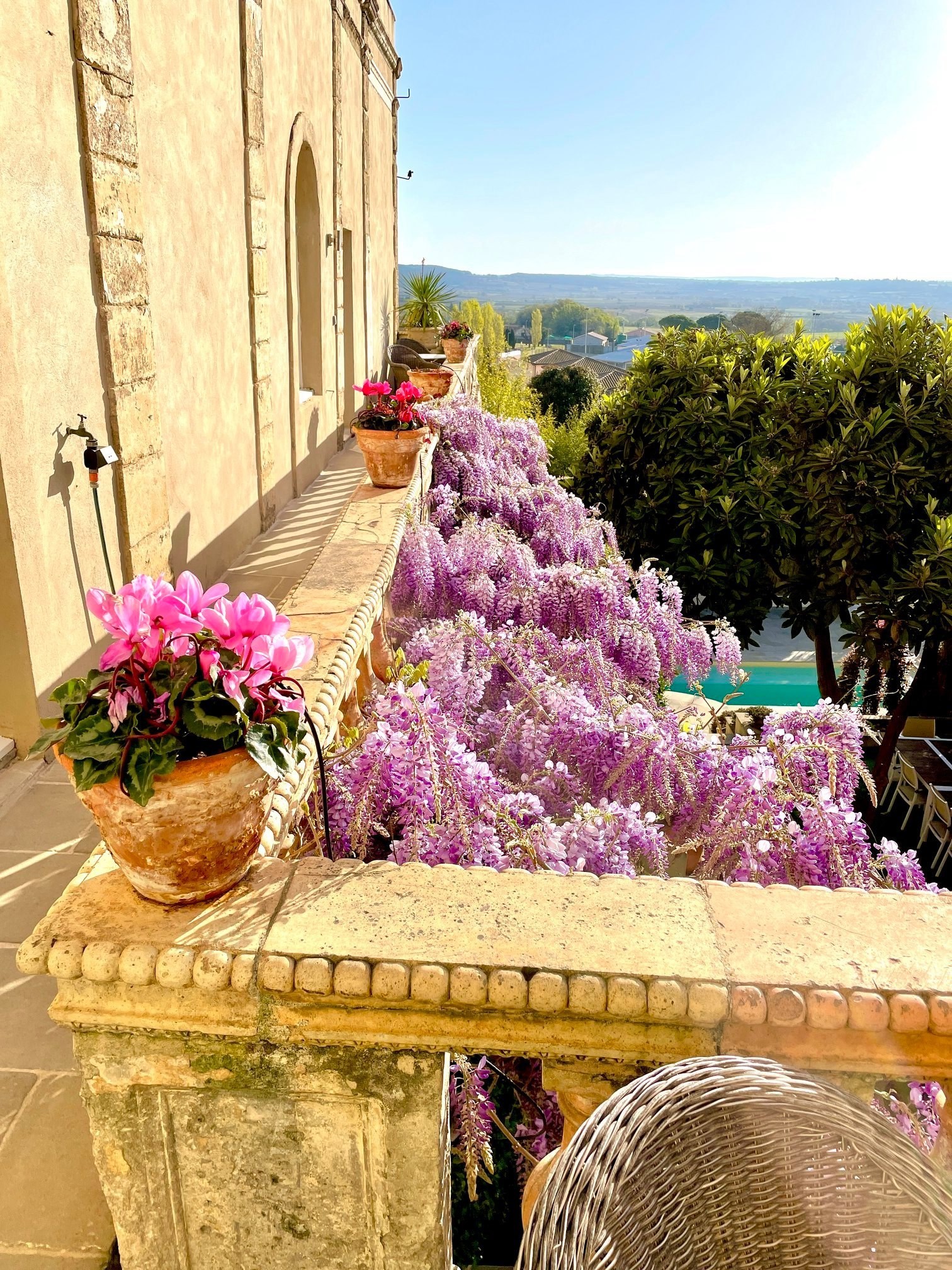  Elegant 18th-Century Maison de Maître  Thriving Boutique Hospitality Estate in… - 物件實景