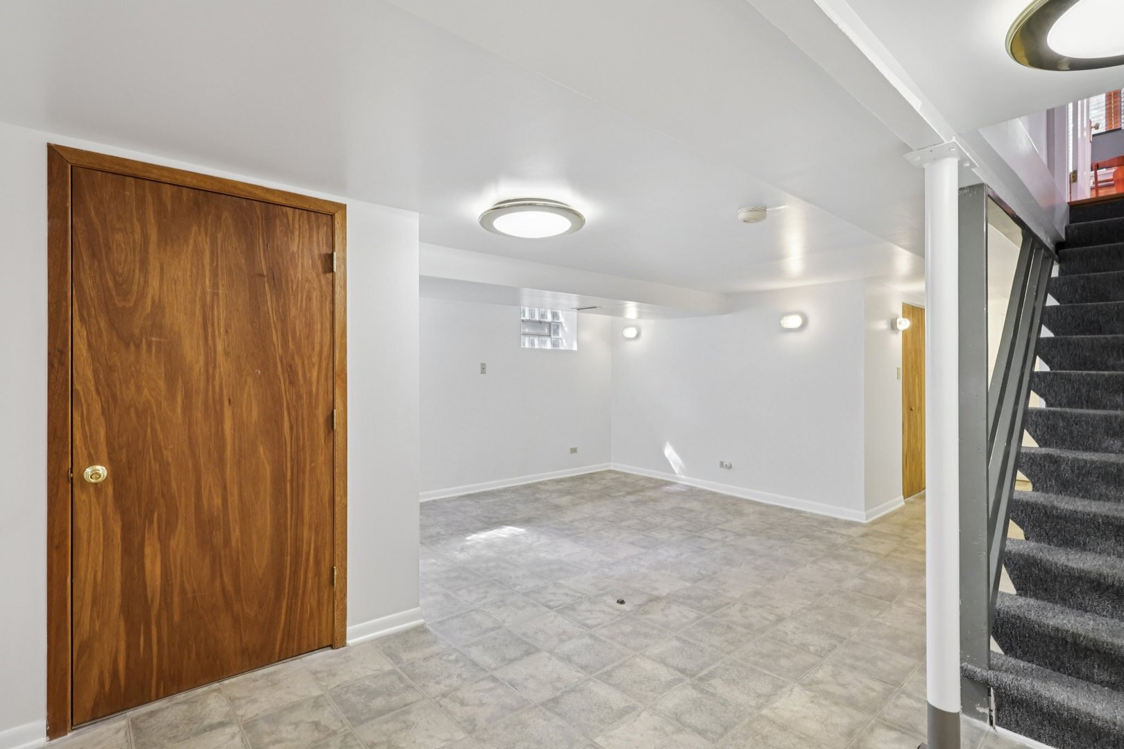 Evanston, Illinois, 60201, United States, 4 Bedrooms Bedrooms, ,4 BathroomsBathrooms,Residential,For Sale,1941847