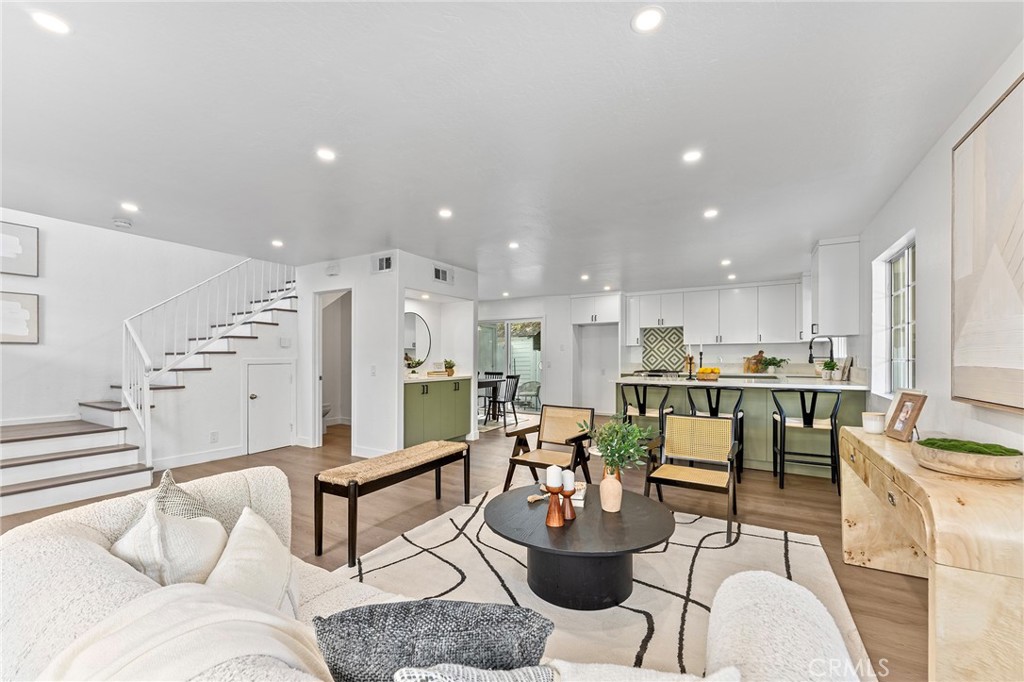 Pasadena, California, 91106, United States, 3 Bedrooms Bedrooms, ,2 BathroomsBathrooms,Residential,For Sale,1976384