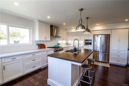 Redondo Beach, California, 90277, United States, 3 Bedrooms Bedrooms, ,2 BathroomsBathrooms,Residential,For Sale,1914316