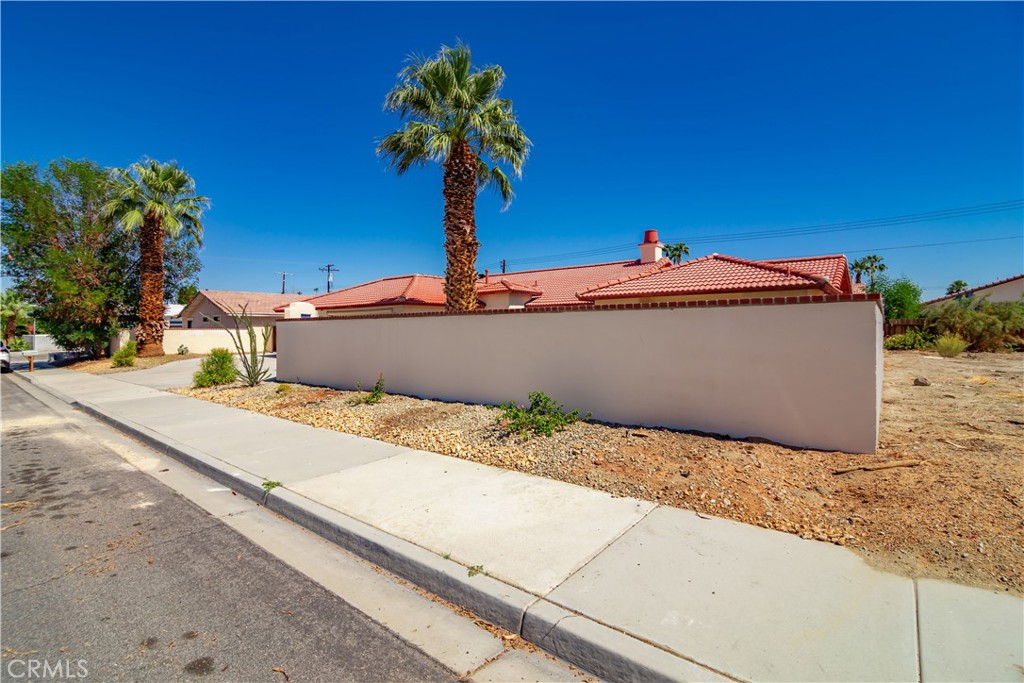 La Quinta, California, 92253, United States, 3 Bedrooms Bedrooms, ,3 BathroomsBathrooms,Residential,For Sale,1982992