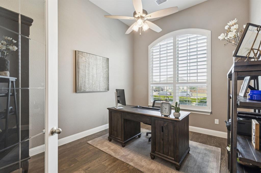 Fort Worth, Texas, 76052, United States, 4 Bedrooms Bedrooms, ,4 BathroomsBathrooms,Residential,For Sale,1960581