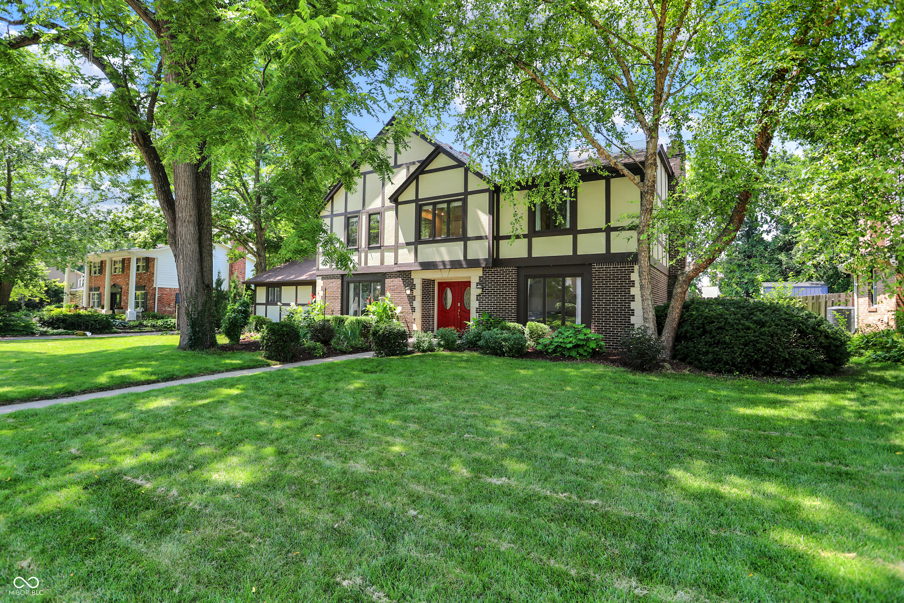 Carmel, Indiana, 46033, United States, 5 Bedrooms Bedrooms, ,4 BathroomsBathrooms,Residential,For Sale,1928724