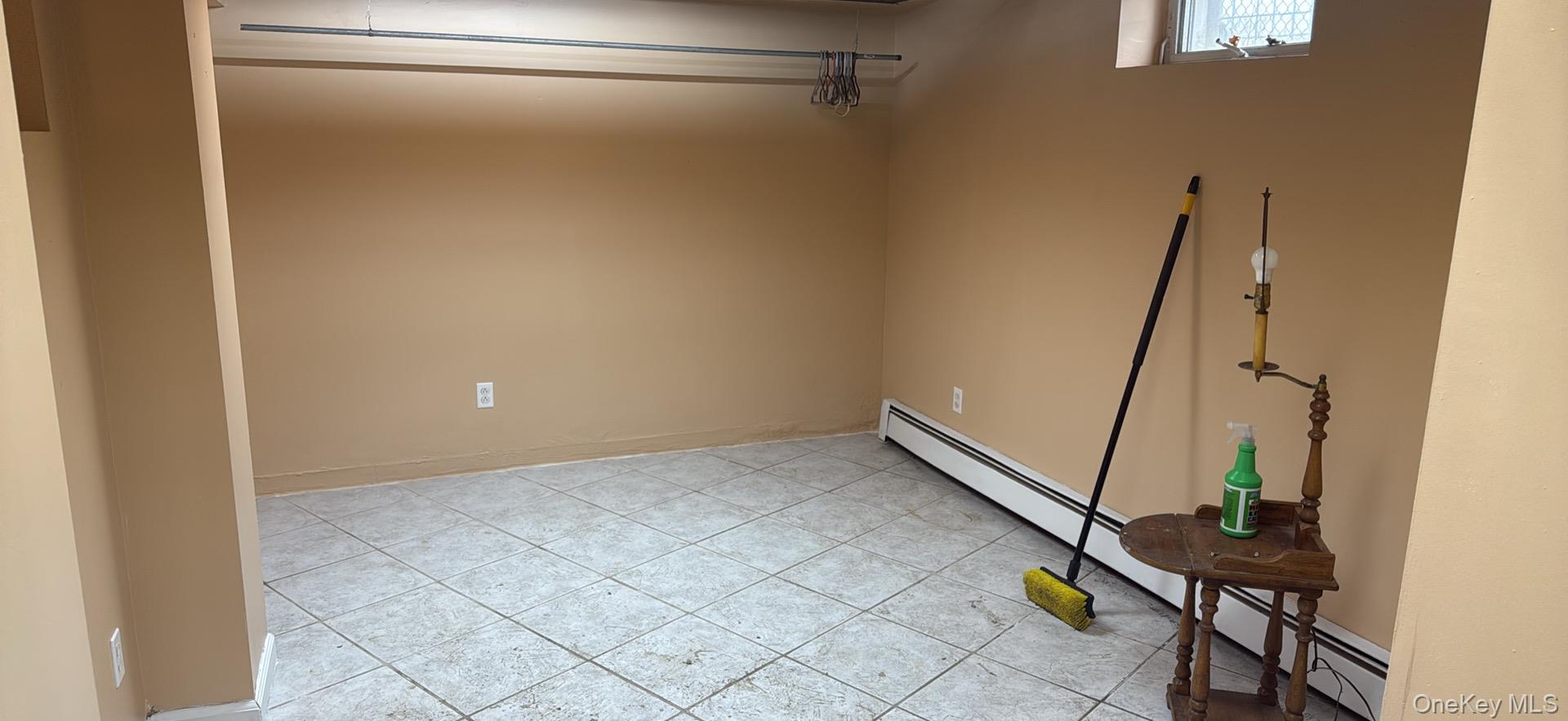 Haverstraw, New York, 10927, United States, 8 Bedrooms Bedrooms, ,4 BathroomsBathrooms,Residential,For Sale,1983110