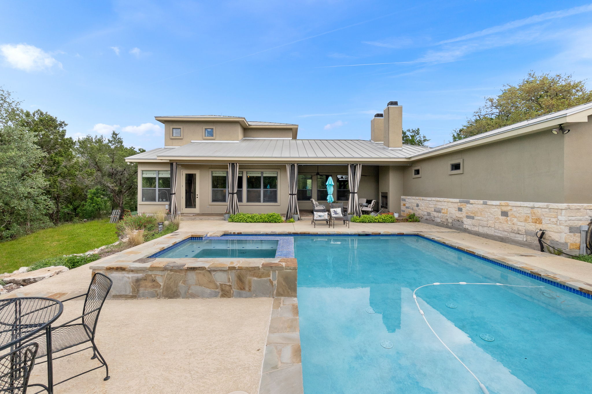  Private Hilltop Estate Overlooking Government Canyon - 物件實景