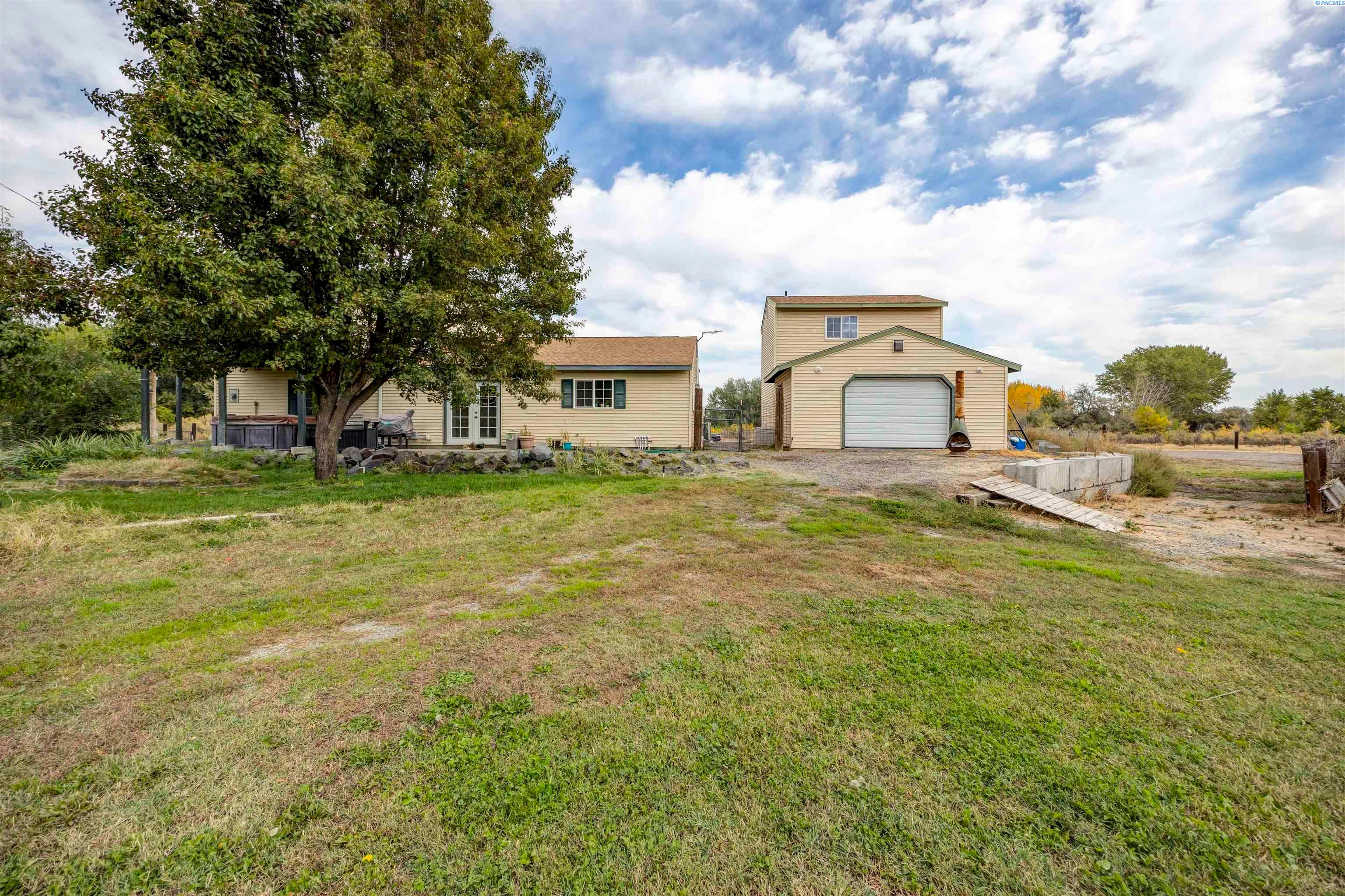 Richland, Washington, 99354, United States, 3 Bedrooms Bedrooms, ,2 BathroomsBathrooms,Residential,For Sale,1978459