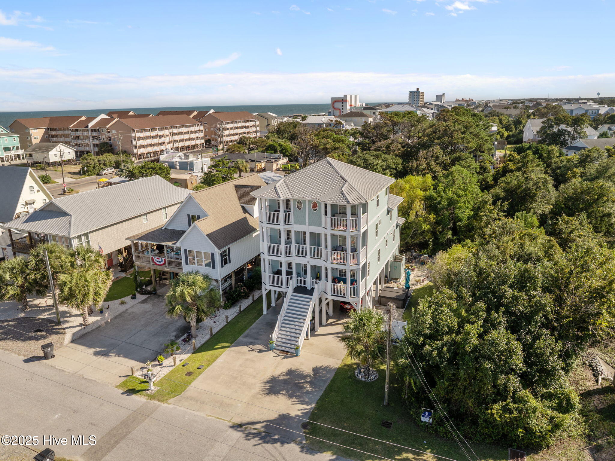 Carolina Beach, North Carolina, 28428, United States, 4 Bedrooms Bedrooms, ,5 BathroomsBathrooms,Residential,For Sale,1940545