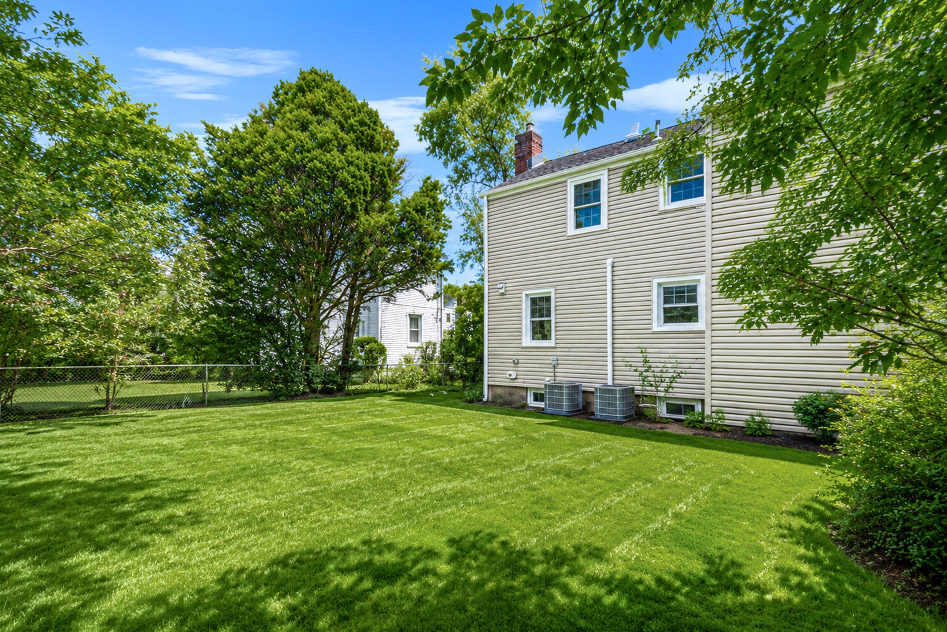  52 Norfeld Boulevard, Elmont, NY, 11003 - 物件實景
