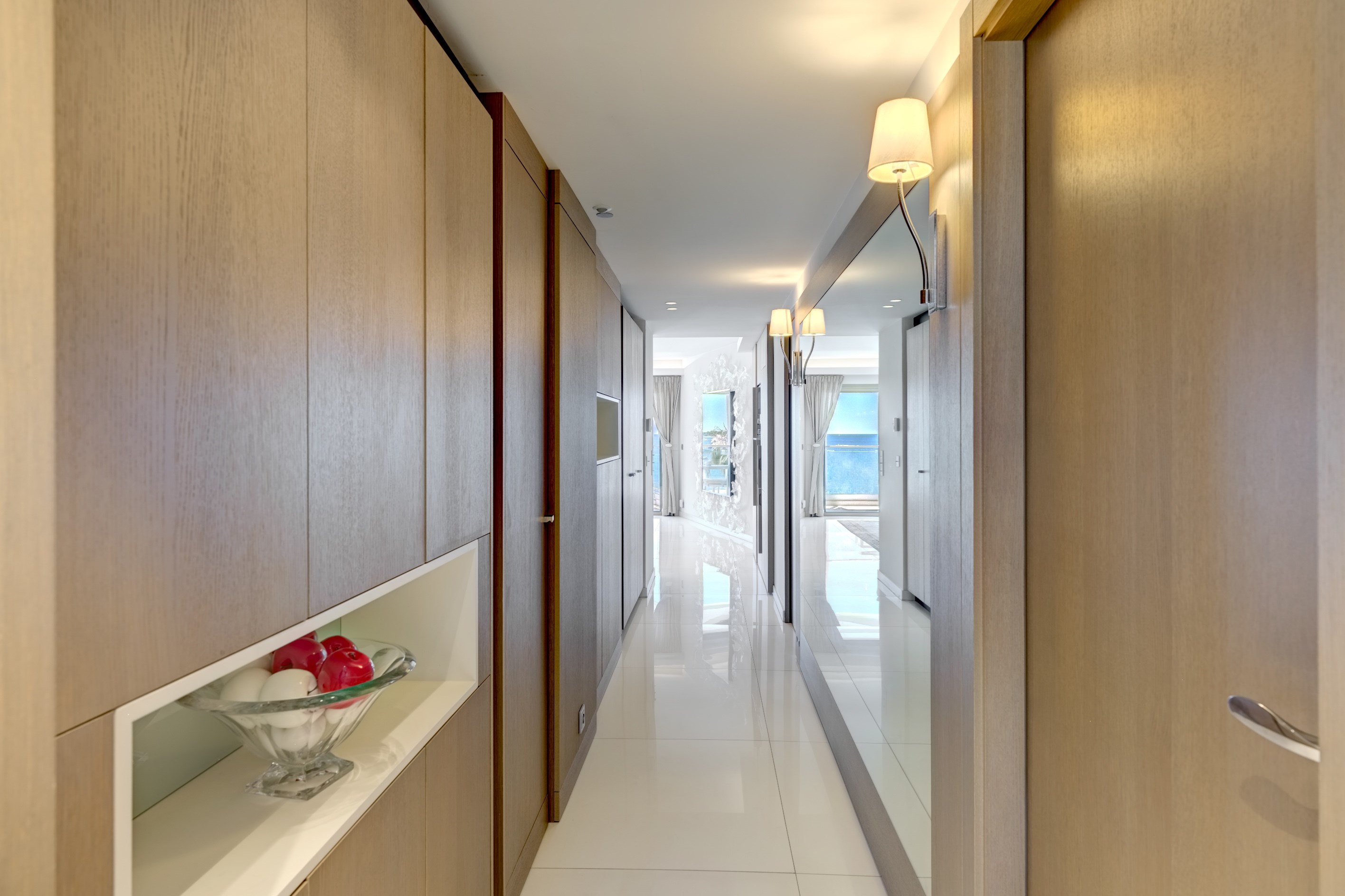  Luxury apartment on the Cannes Croisette with panoramic sea views and three sui… - 物件實景