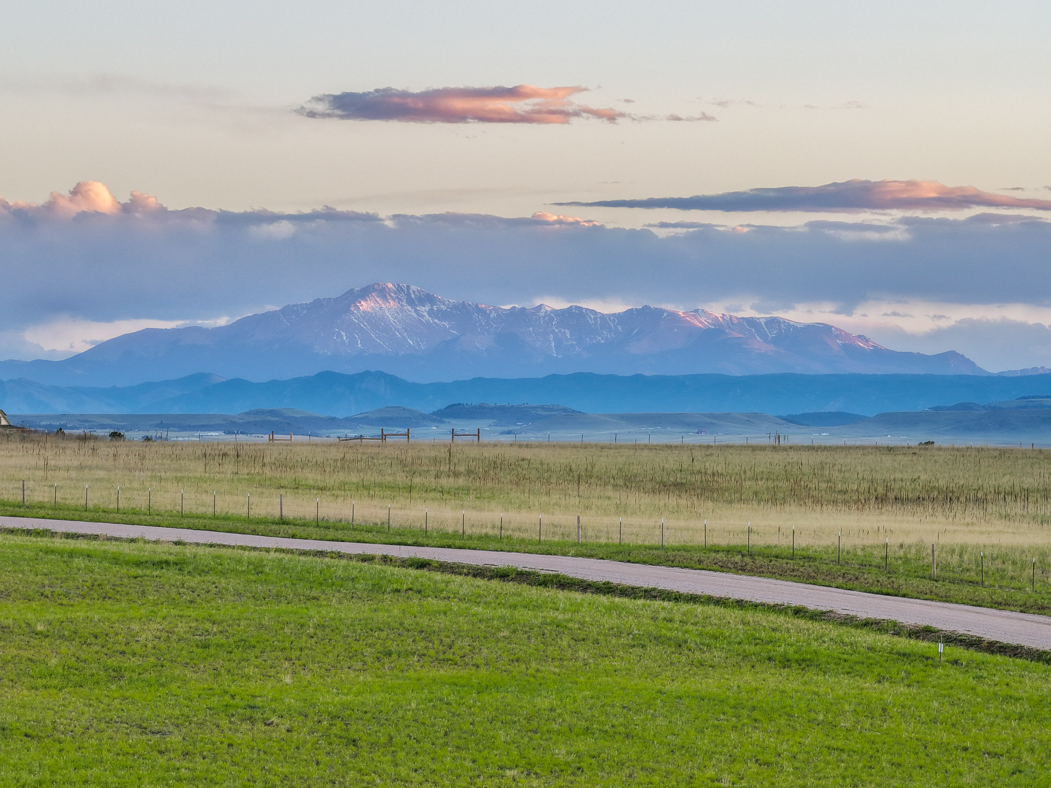  10 Acres with Deeded Water Rights and Pikes Peak Views Near Elizabeth - 物件實景