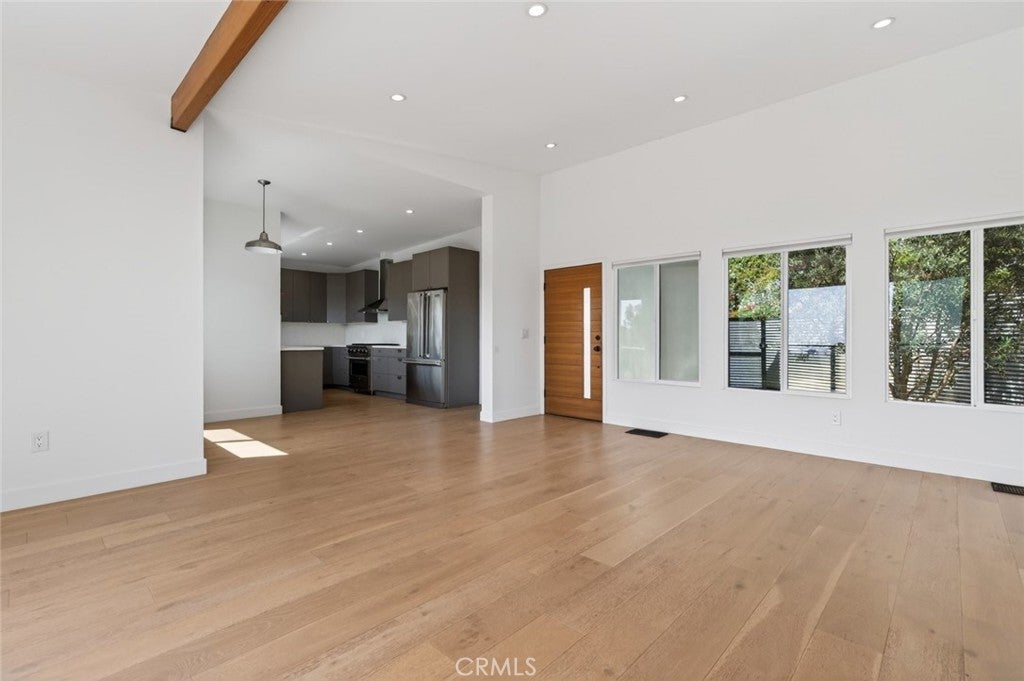 Los Angeles, California, 90026, United States, 3 Bedrooms Bedrooms, ,3 BathroomsBathrooms,Residential,For Sale,2040184