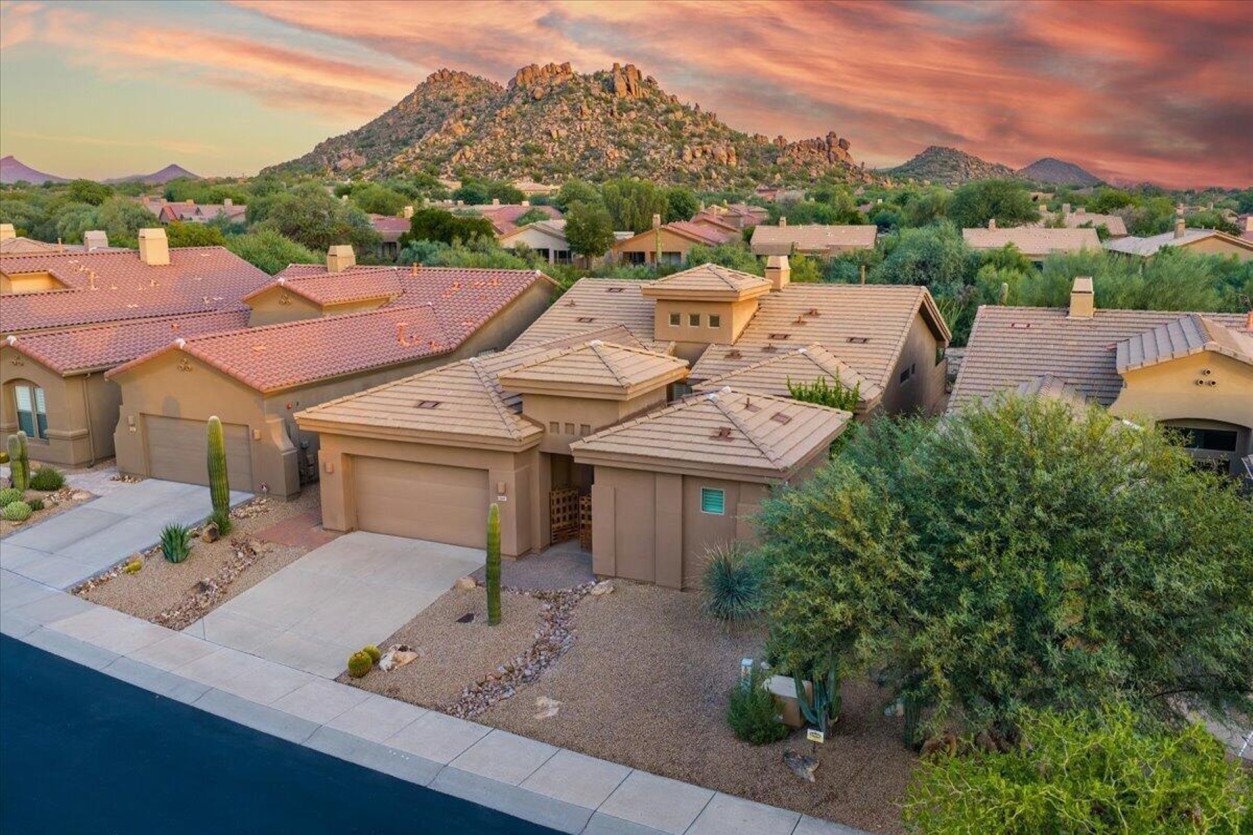  7347 E Evening Glow Drive  Scottsdale, AZ - 物件實景