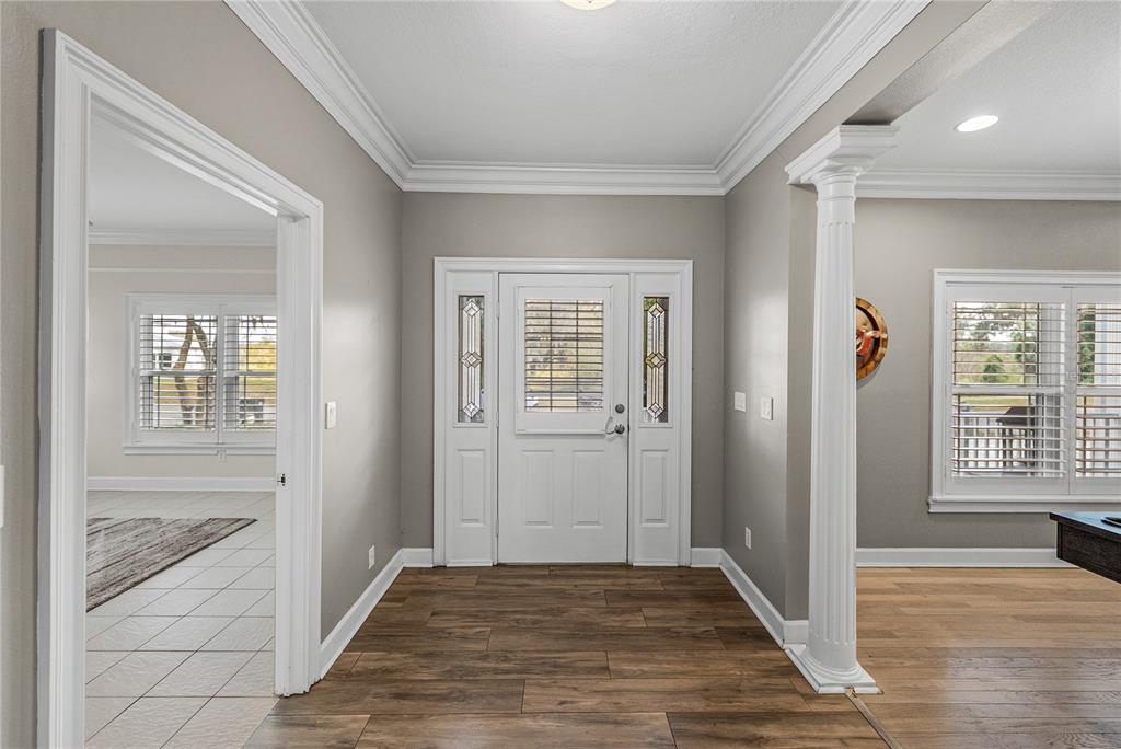 Seffner, Florida, 33584, United States, 5 Bedrooms Bedrooms, ,4 BathroomsBathrooms,Residential,For Sale,1991744