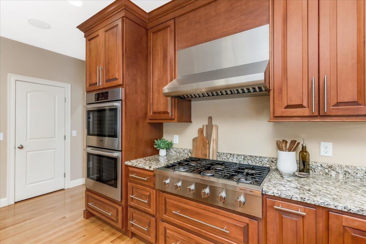 Bedford, New Hampshire, 03110, United States, 4 Bedrooms Bedrooms, ,5 BathroomsBathrooms,Residential,For Sale,1865787
