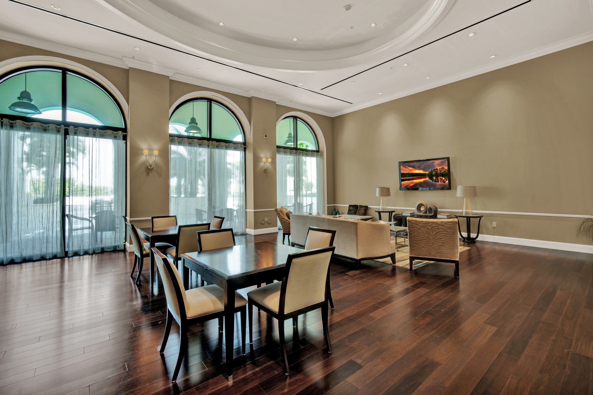  1300 Ponce De Leon Blvd, Coral Gables, FL, 33134 - 物件實景