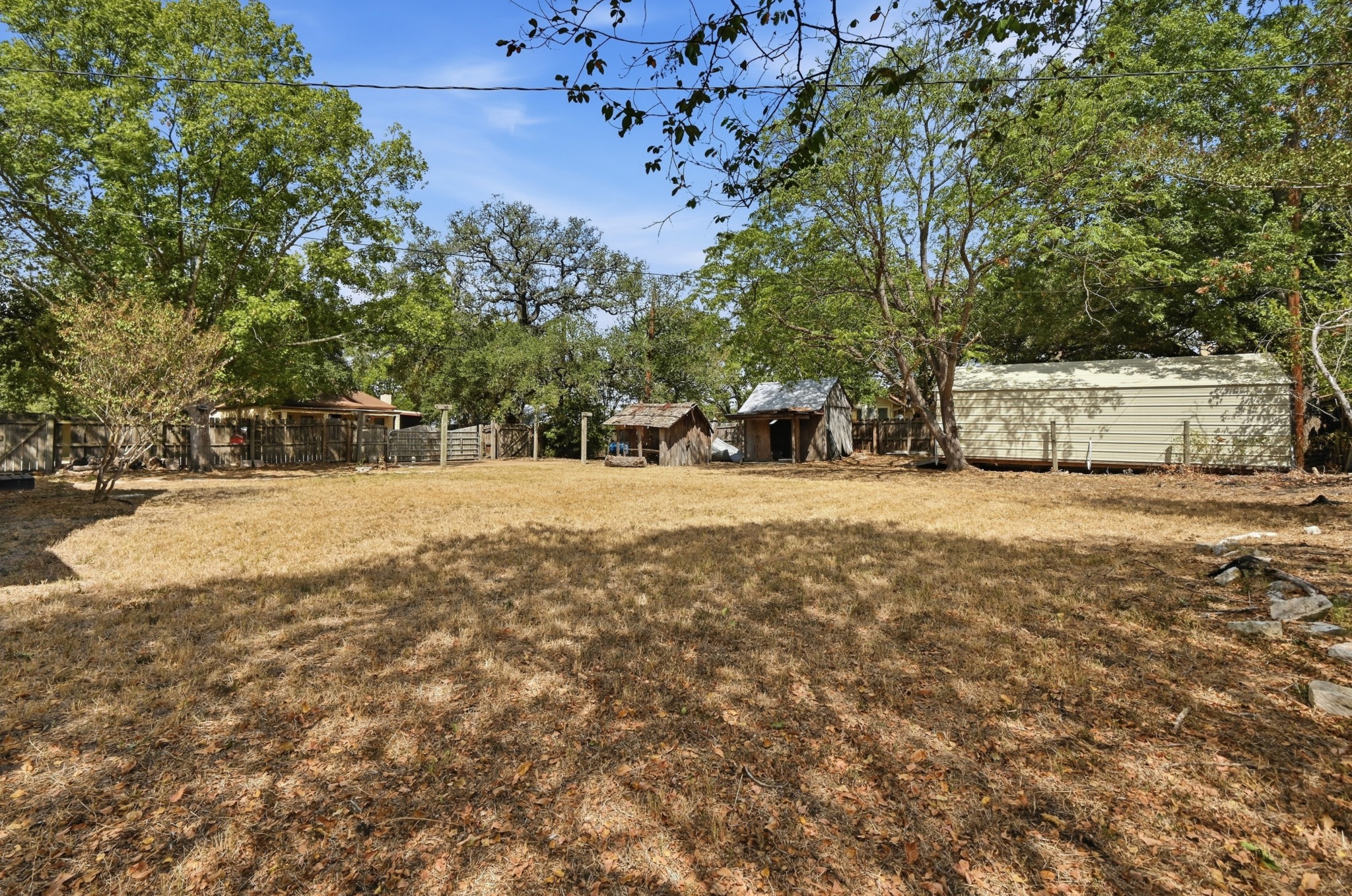 Houston St, Luling, TX 78648 #1