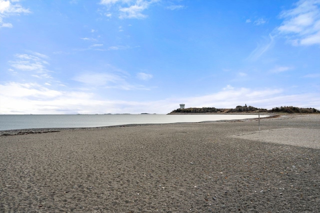 Winthrop, Massachusetts, 02152, United States, 3 Bedrooms Bedrooms, ,2 BathroomsBathrooms,Residential,For Sale,1990916