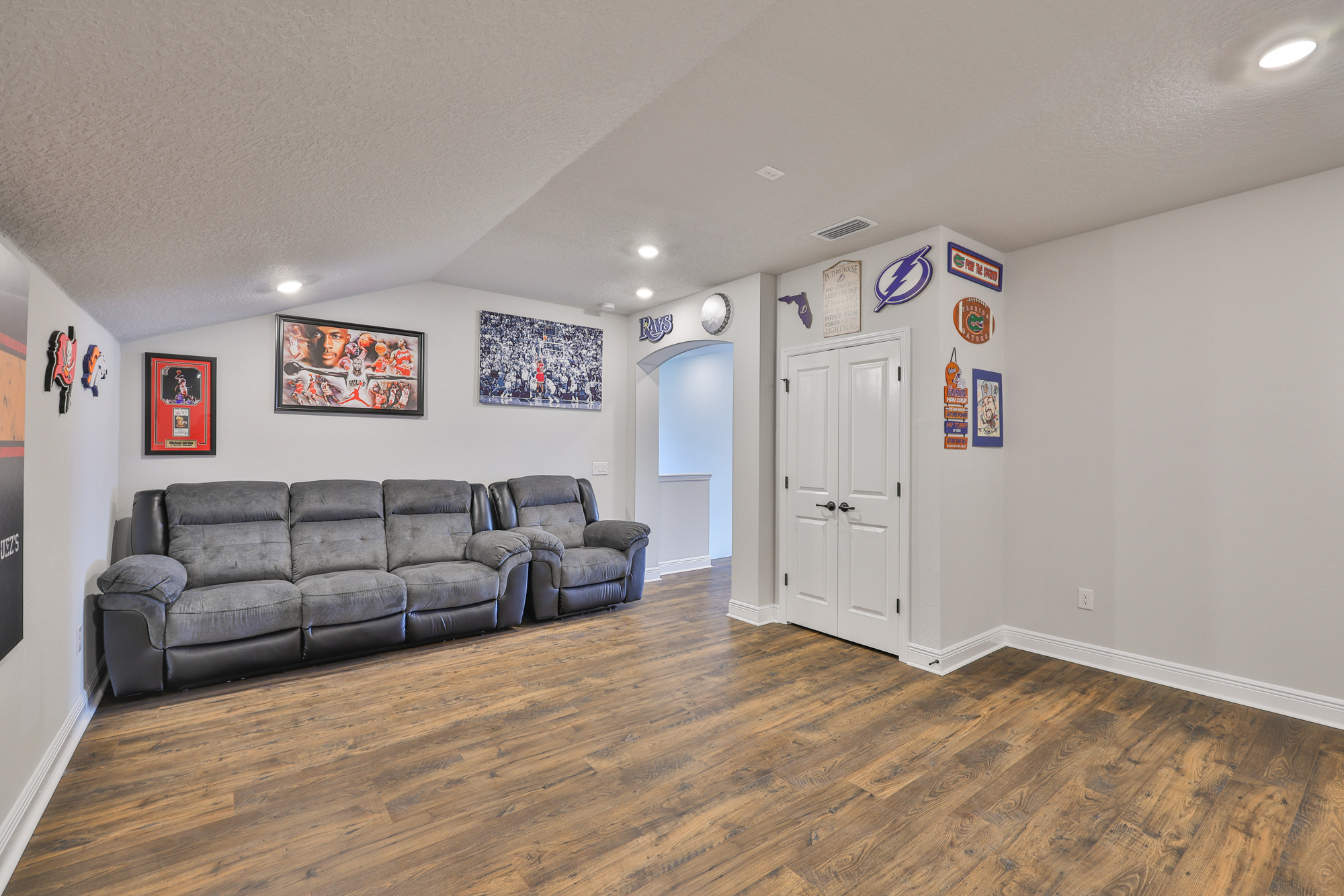 Apollo Beach, Florida, 33572, United States, 4 Bedrooms Bedrooms, ,3 BathroomsBathrooms,Residential,For Sale,1984278