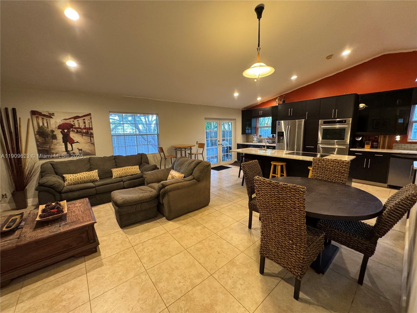 Weston, Florida, 33326, United States, 3 Bedrooms Bedrooms, ,2 BathroomsBathrooms,Residential,For Sale,1991492