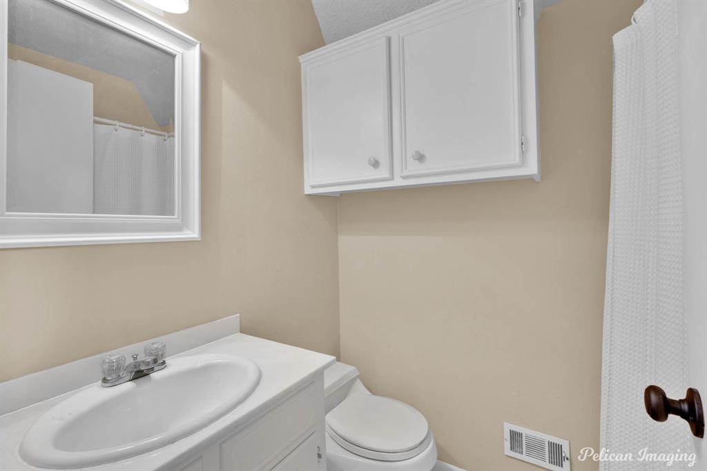 Shreveport, Louisiana, 71109, United States, 5 Bedrooms Bedrooms, ,5 BathroomsBathrooms,Residential,For Sale,1895361
