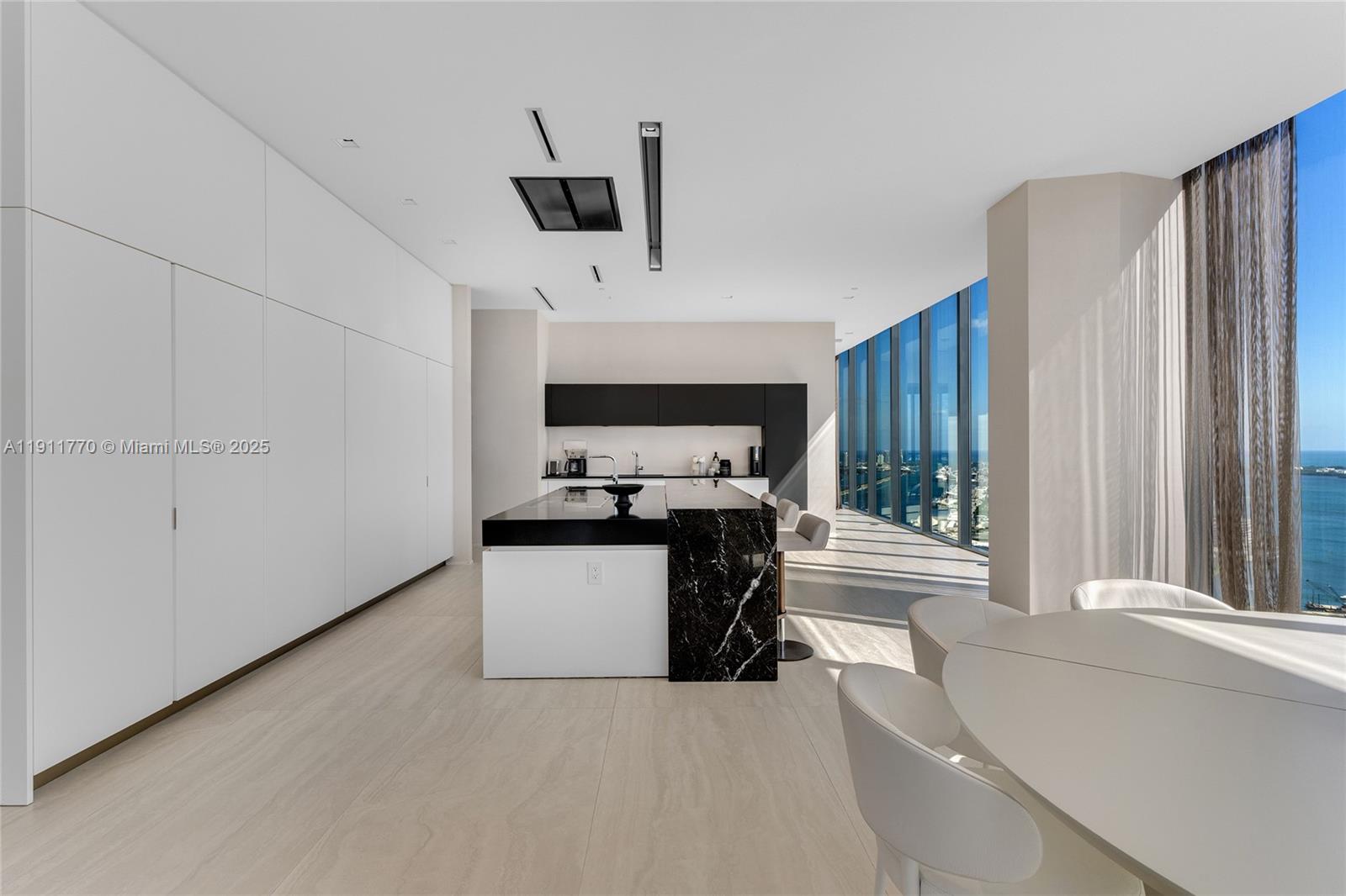 Miami, Florida, 33132, United States, 6 Bedrooms Bedrooms, ,7 BathroomsBathrooms,Residential,For Sale,1991375