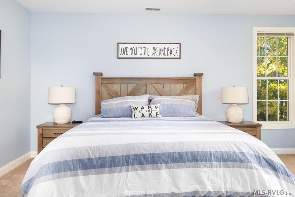 Boydton, Virginia, 23917, United States, 5 Bedrooms Bedrooms, ,4 BathroomsBathrooms,Residential,For Sale,1991597