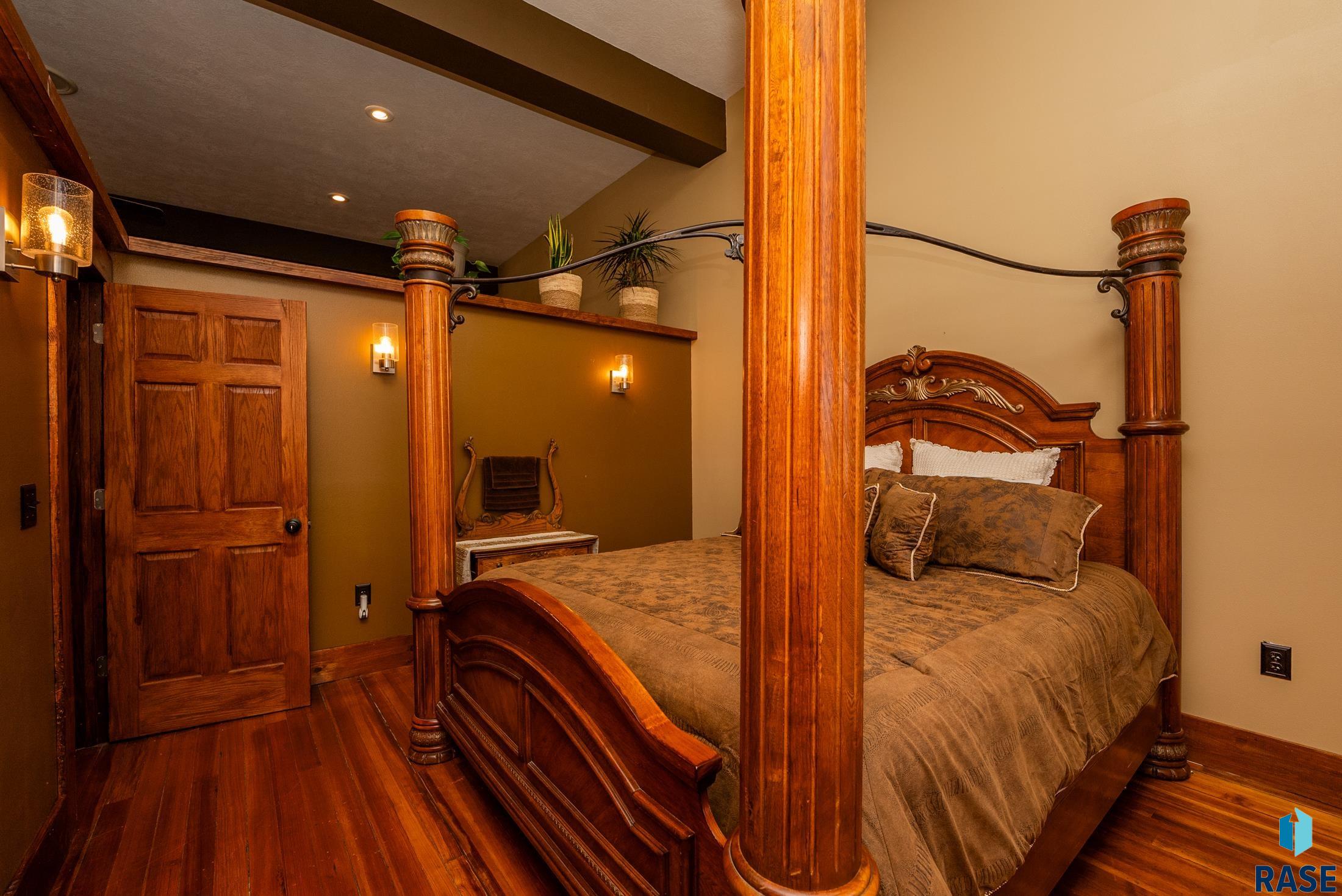 Hartford, South Dakota, 57033, United States, ,Residential,For Sale,1974524