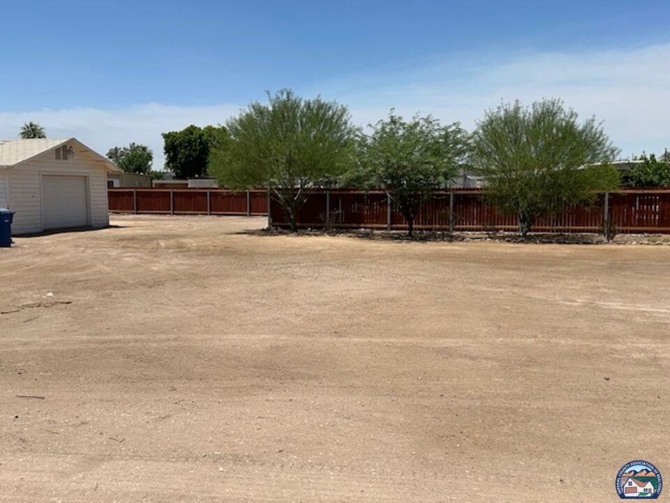El Centro, California, 92243, United States, 3 Bedrooms Bedrooms, ,2 BathroomsBathrooms,Residential,For Sale,1939319