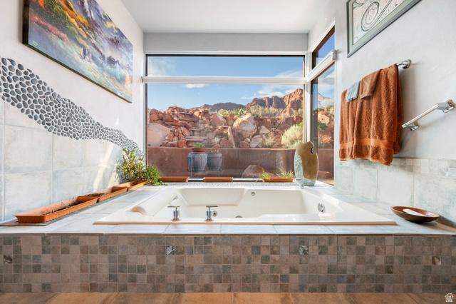Ivins, Utah, 84738, United States, 3 Bedrooms Bedrooms, ,3 BathroomsBathrooms,Residential,For Sale,2048835
