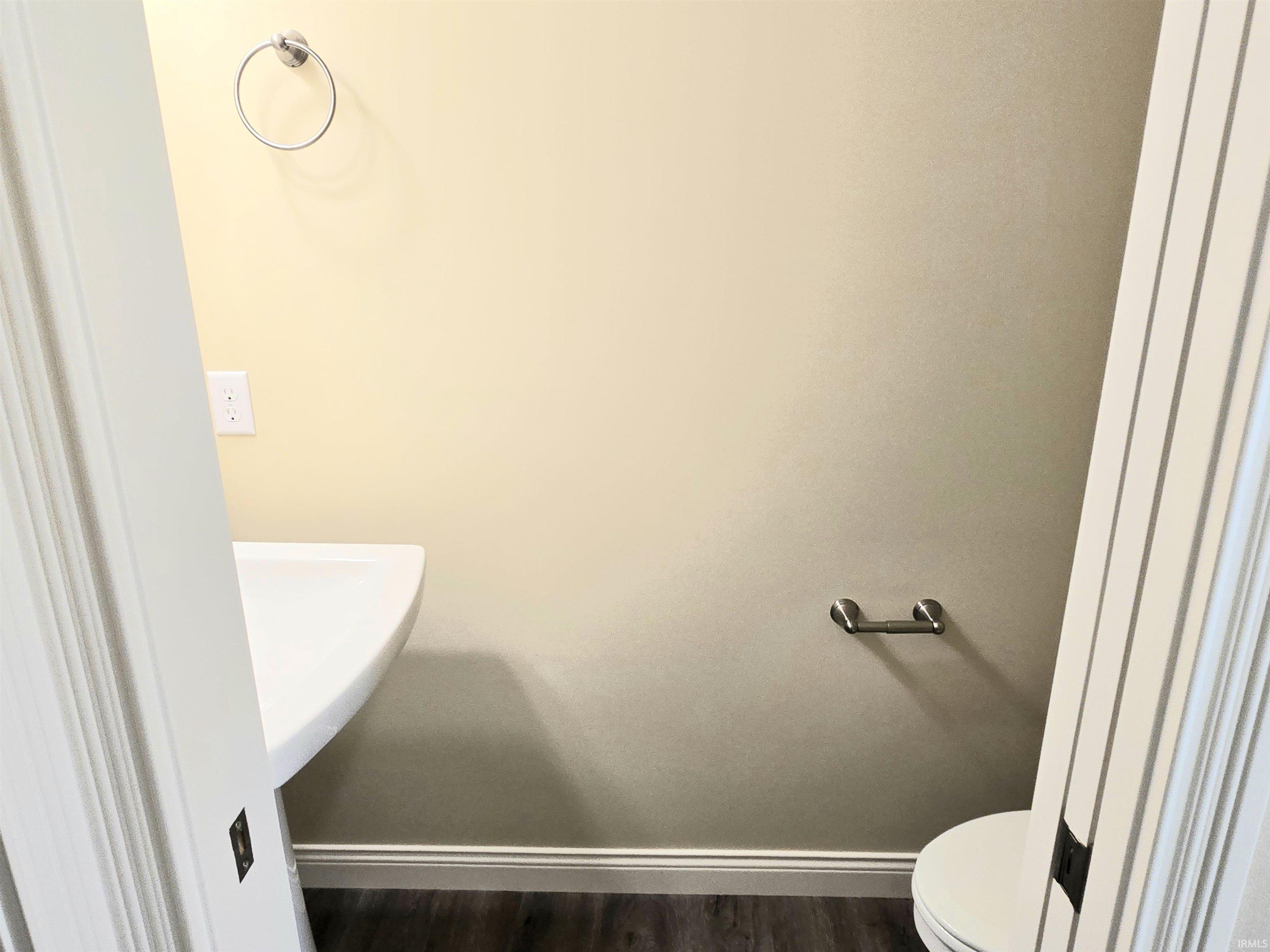 Fort Wayne, Indiana, 46818, United States, 3 Bedrooms Bedrooms, ,3 BathroomsBathrooms,Residential,For Sale,1974976