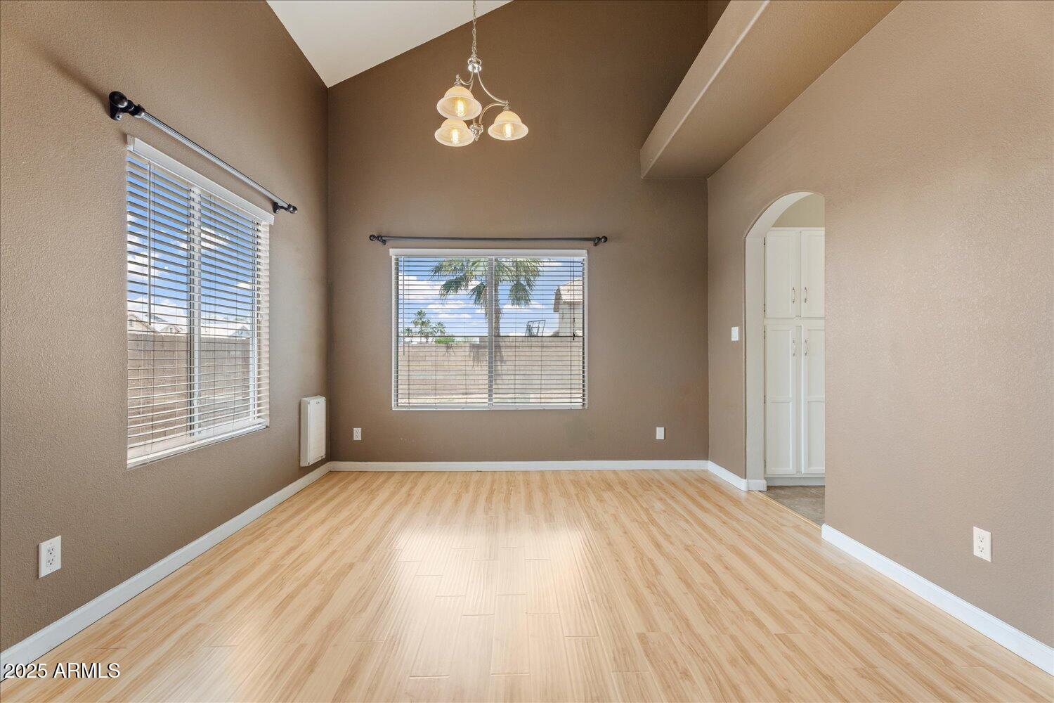 Chandler, Arizona, 85225, United States, 3 Bedrooms Bedrooms, ,Residential,For Sale,1796657