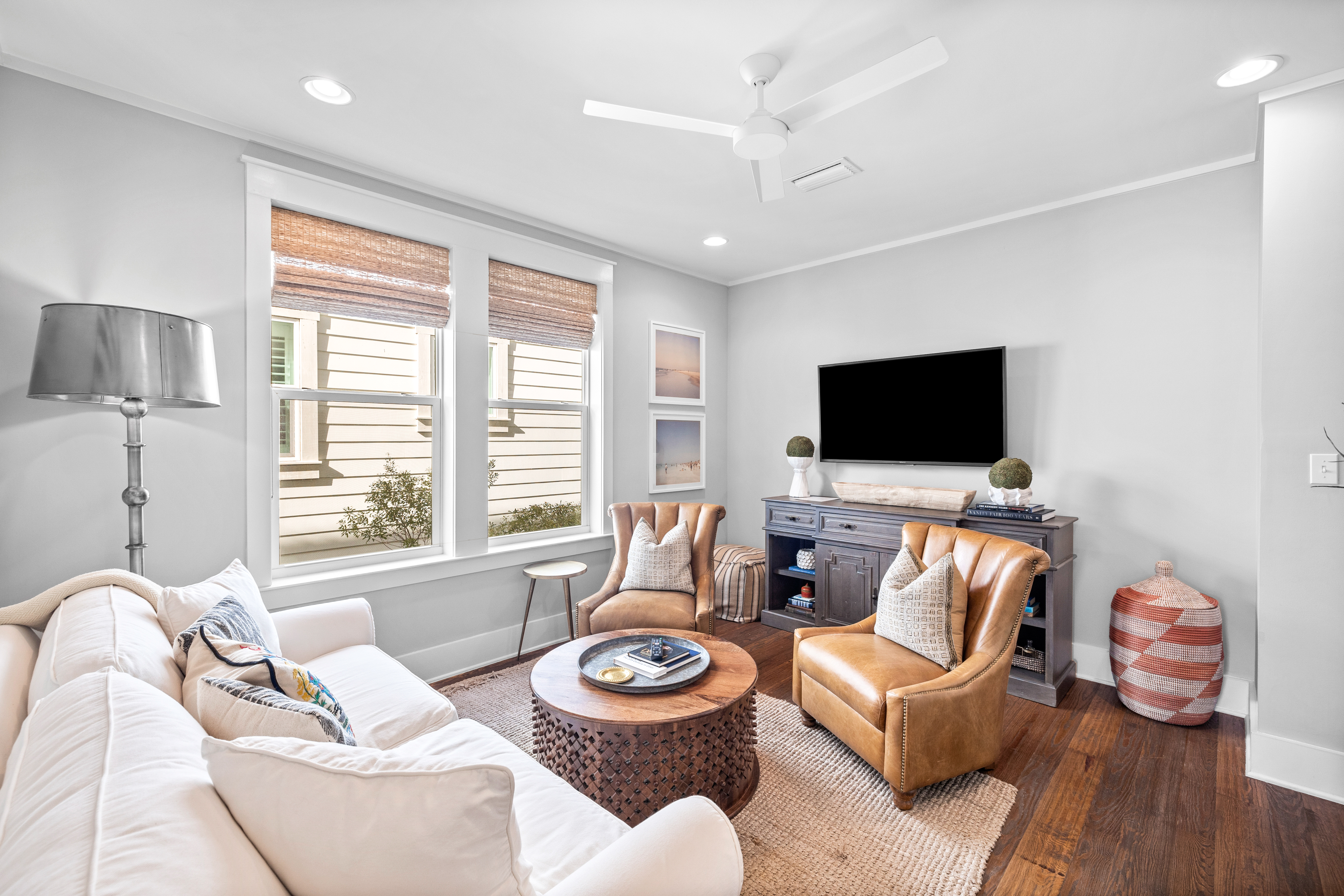  Updated Beach House Close To Beach And Enviable Amenities - 物件實景