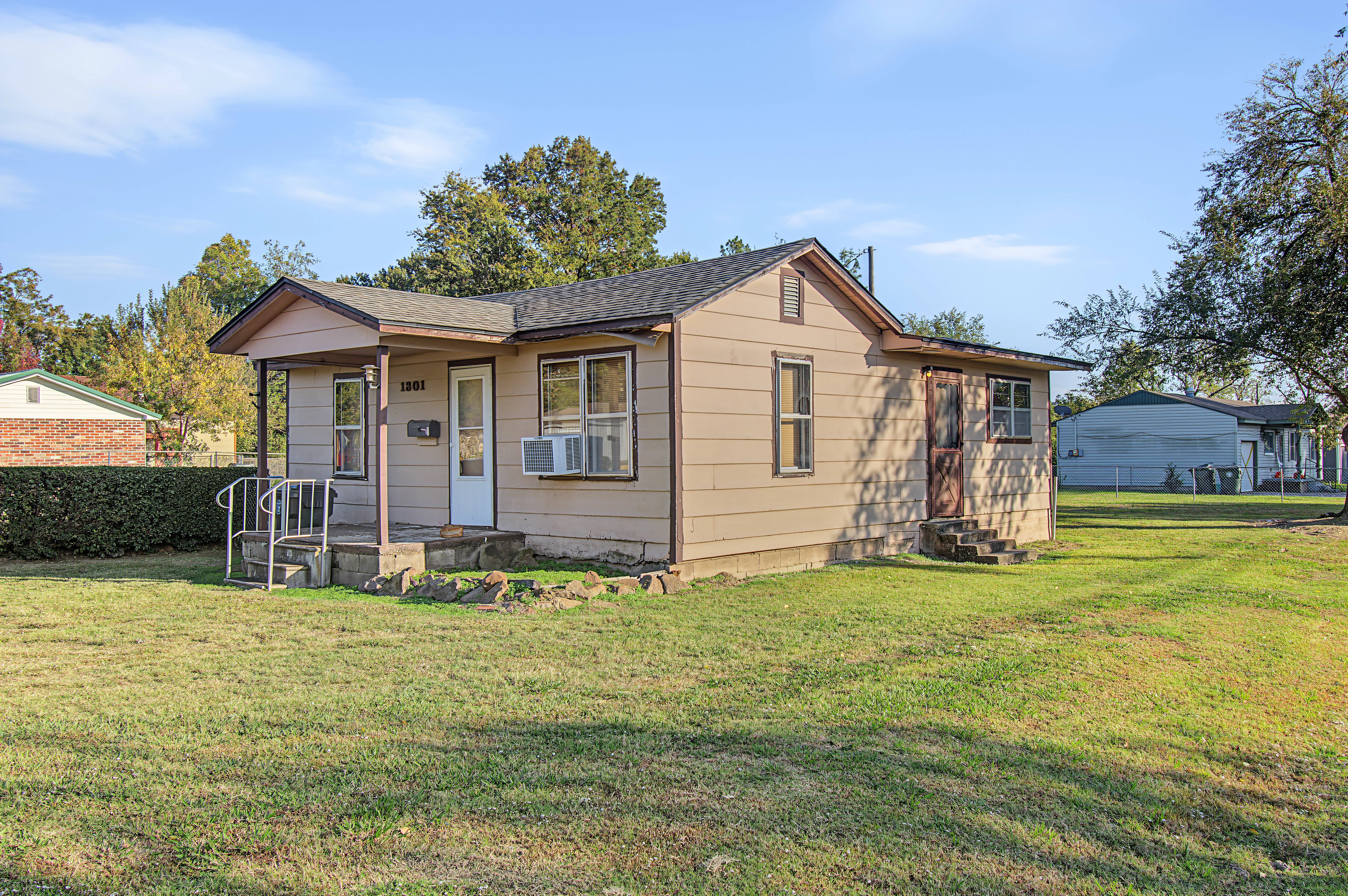 Augusta Ave, Muskogee, OK 74403