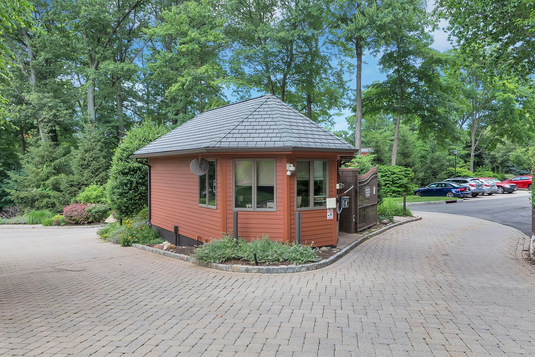  51 Hidden Ledge Road, Englewood, NJ 07631 - 物件實景