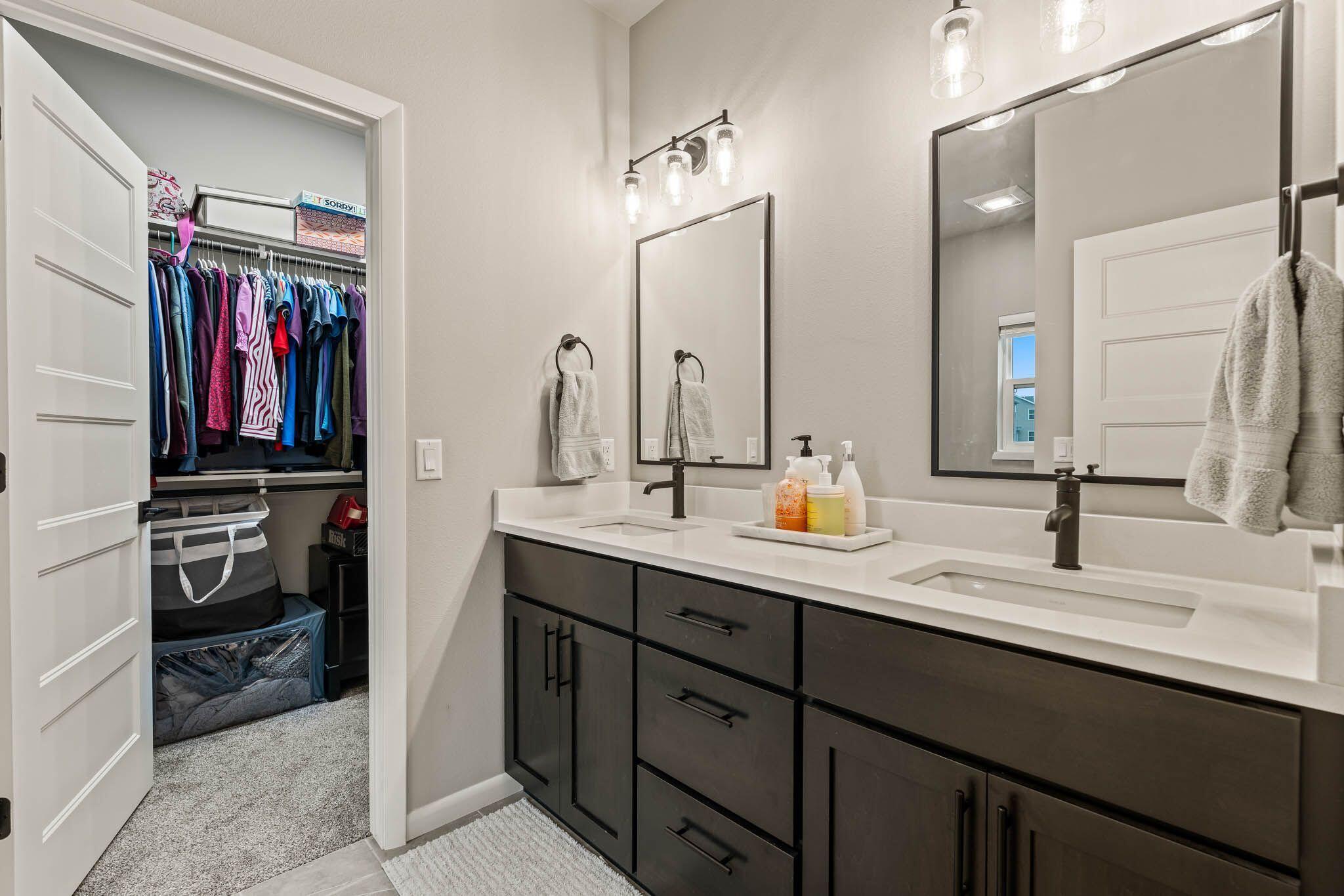 Menomonee Falls, Wisconsin, 53051, United States, 3 Bedrooms Bedrooms, ,2 BathroomsBathrooms,Residential,For Sale,1976595