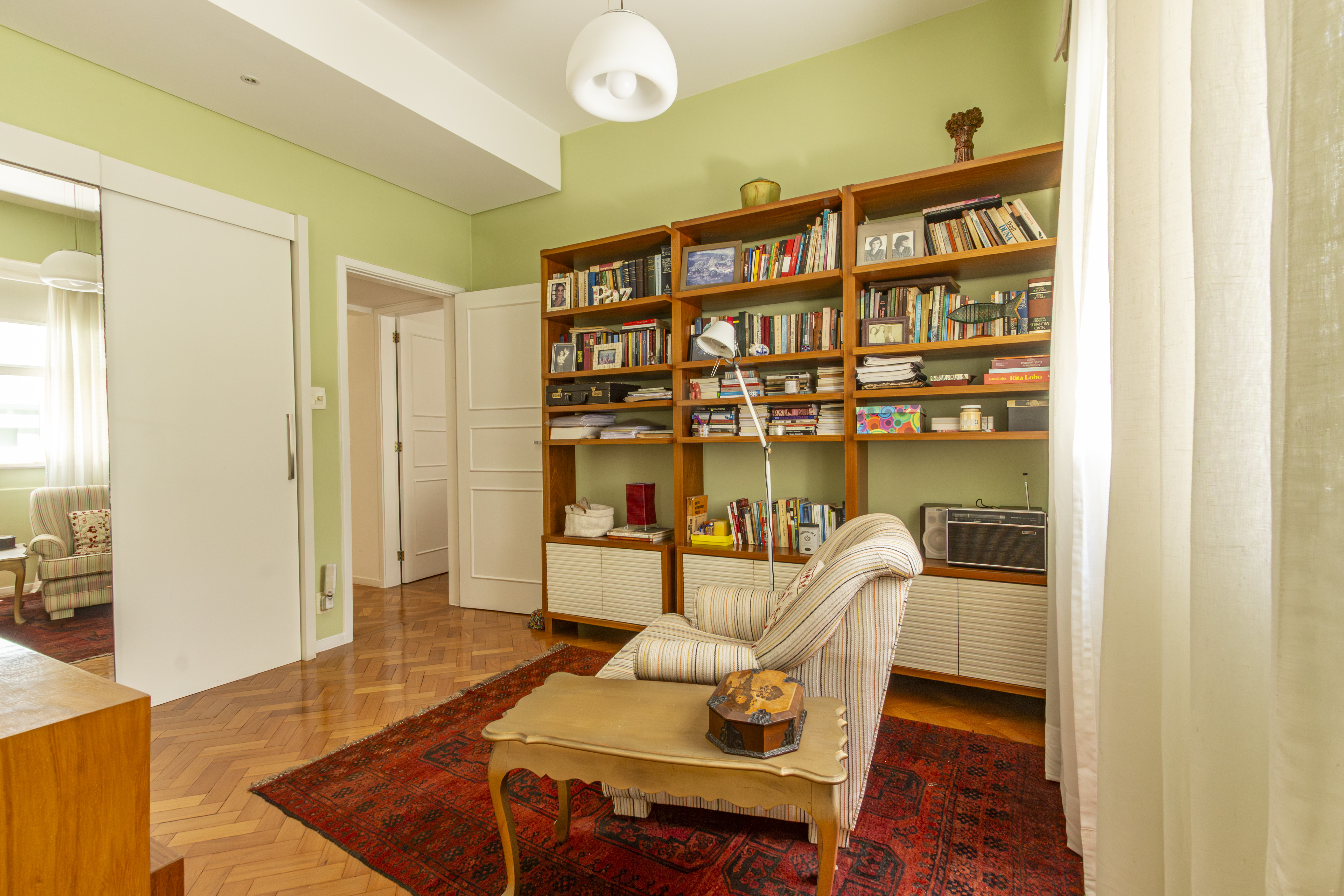  Apartment with High Ceilings and Spacious Interiors in Leblon - 物件實景