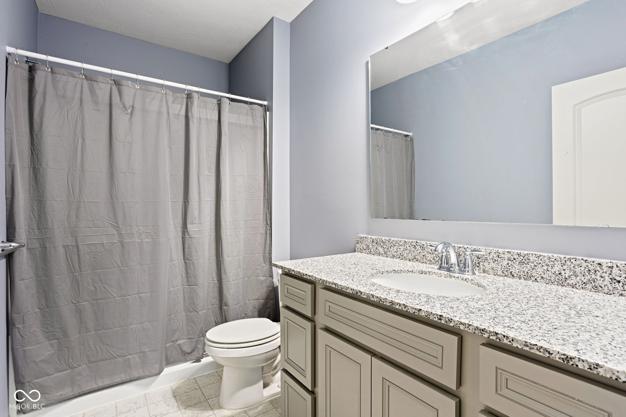 Noblesville, Indiana, 46062, United States, 6 Bedrooms Bedrooms, ,4 BathroomsBathrooms,Residential,For Sale,1987337