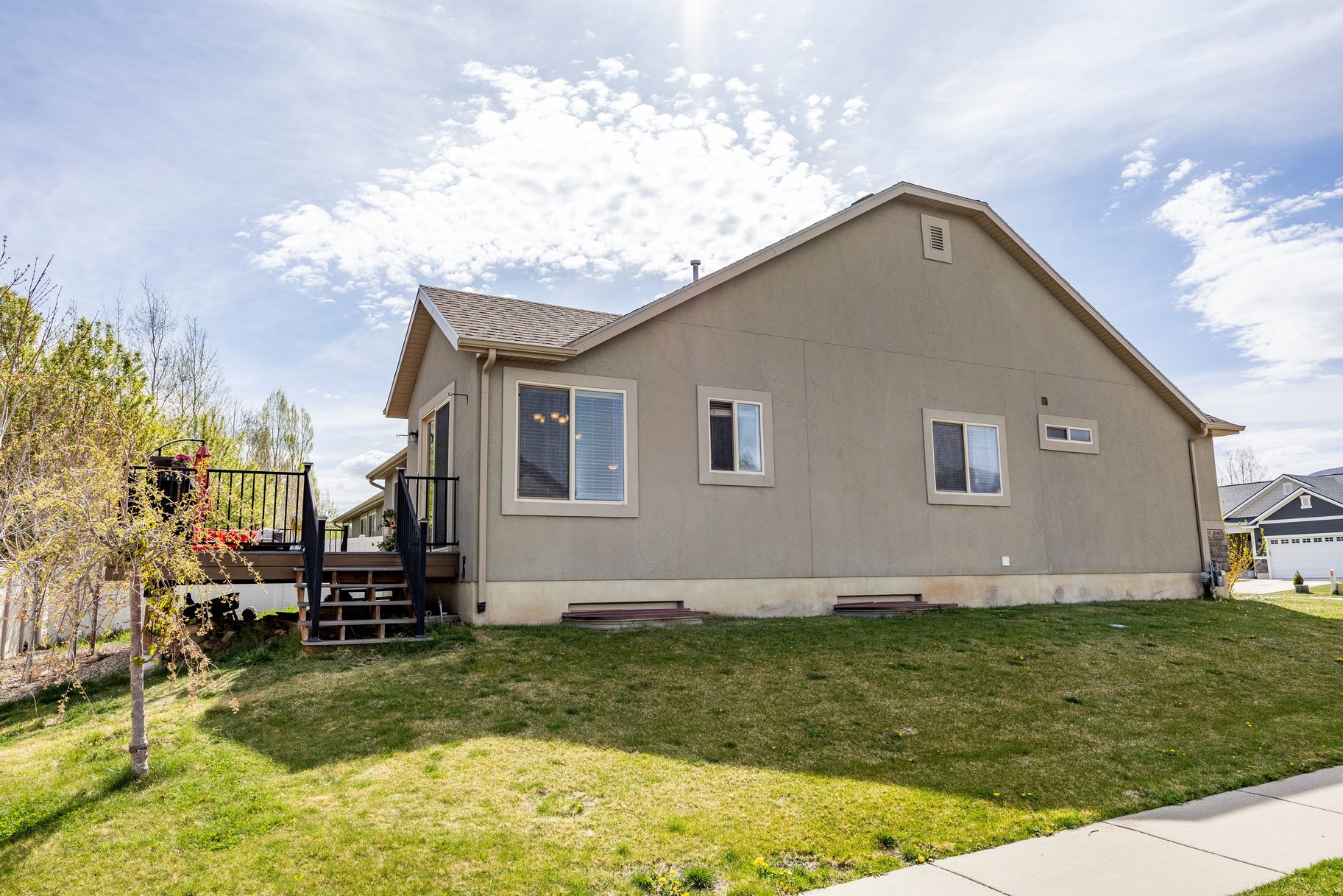  Corner Lot Living With Timpanogos Views Near Wheeler Park - 物件實景