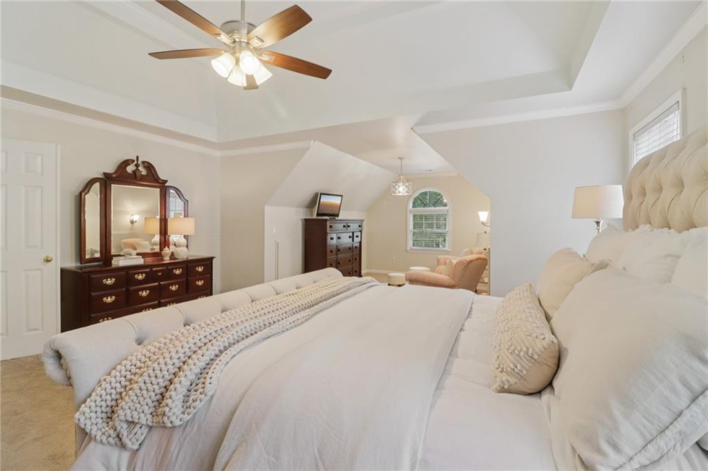 Alpharetta, Georgia, 30009, United States, 5 Bedrooms Bedrooms, ,4 BathroomsBathrooms,Residential,For Sale,1976407