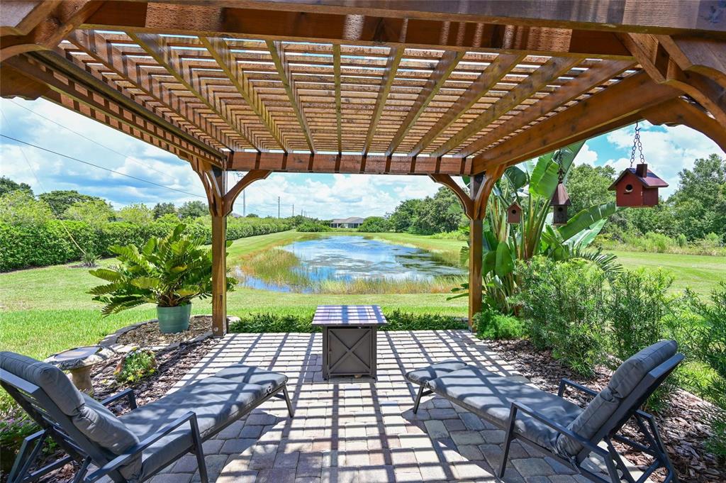 Bradenton, Florida, 34212, United States, 2 Bedrooms Bedrooms, ,2 BathroomsBathrooms,Residential,For Sale,1948137