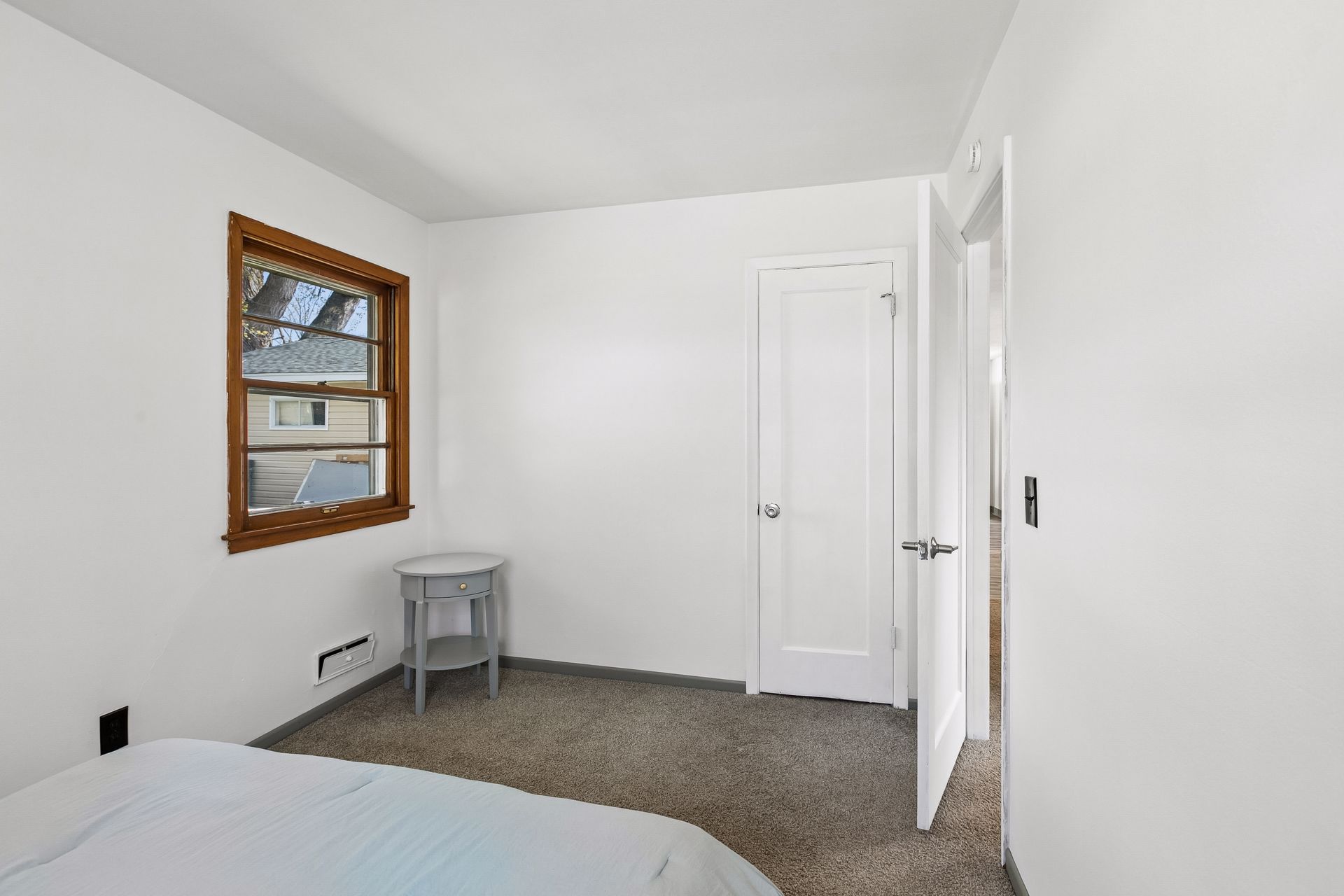  Modern Rambler with Designer Finishes - 物件實景