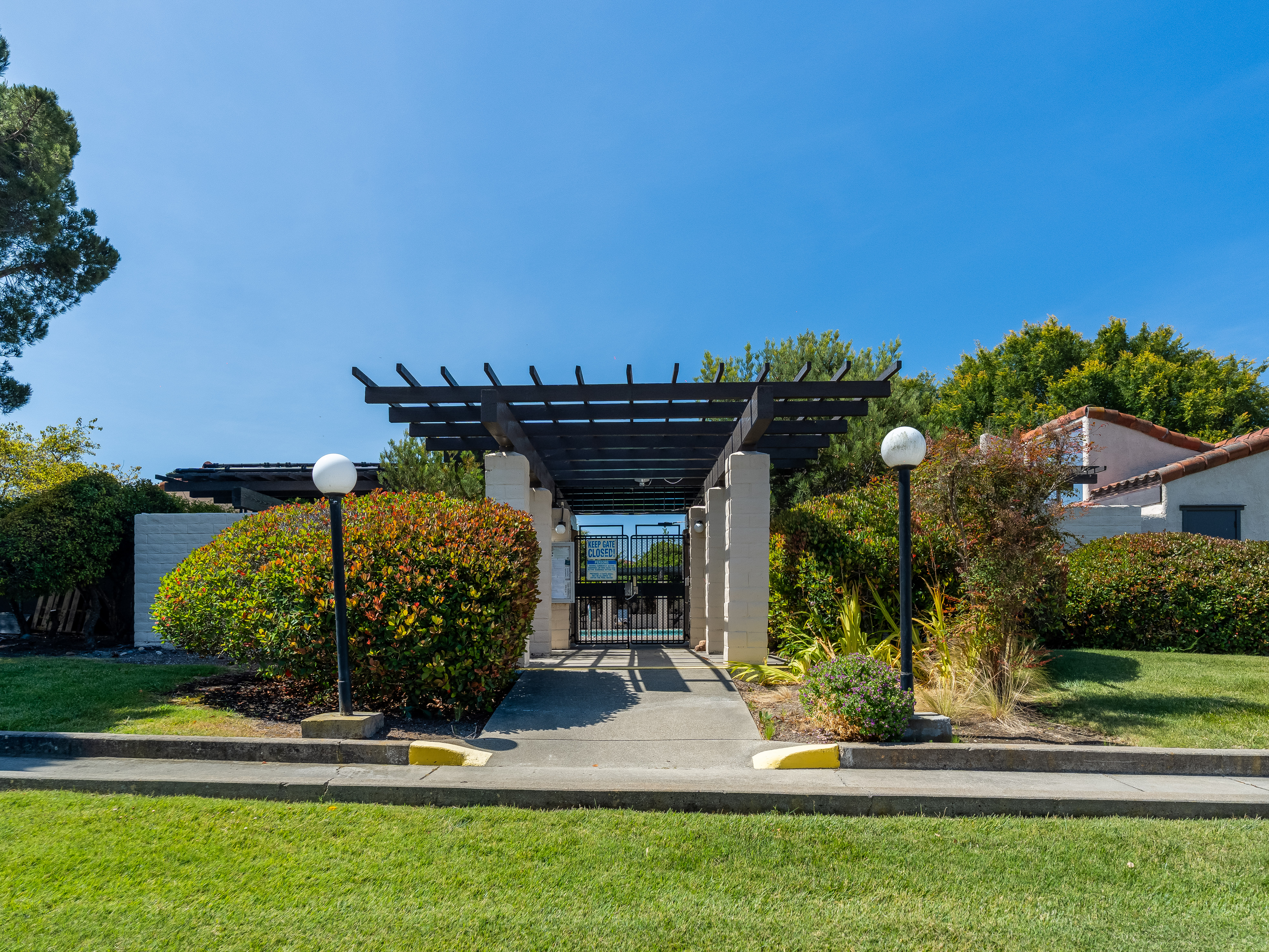  Single-Level Los Verdes Park Home with Hillside Views - 物件實景