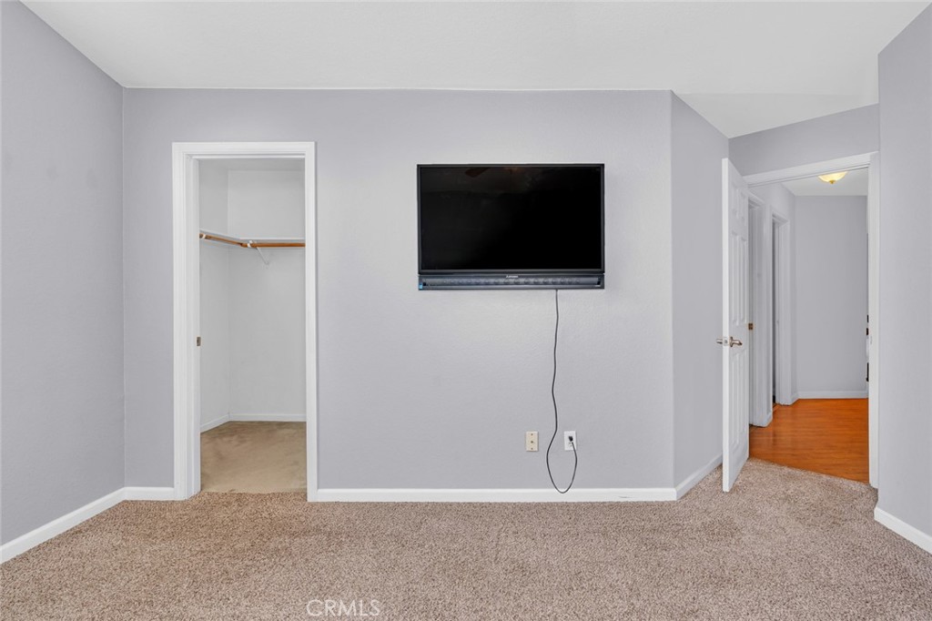 Los Banos, California, 93635, United States, 5 Bedrooms Bedrooms, ,3 BathroomsBathrooms,Residential,For Sale,1887917